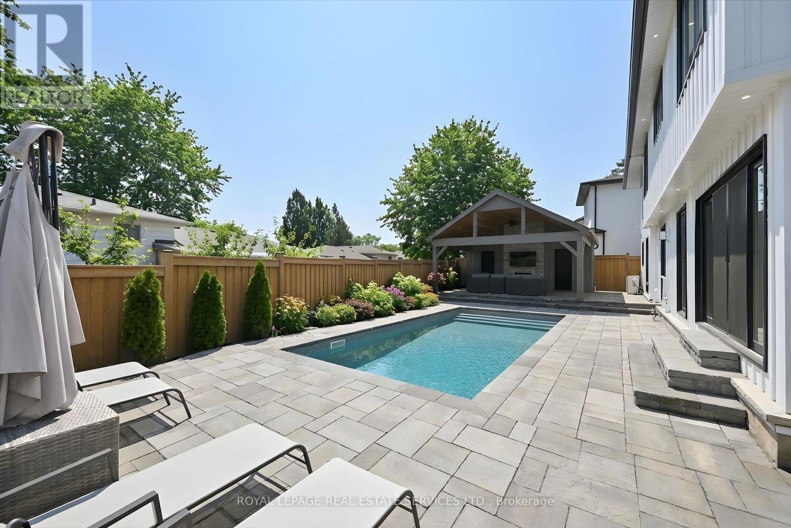 2212 Urwin Crescent, Oakville, Ontario  L6L 2T2 - Photo 46 - W12951654