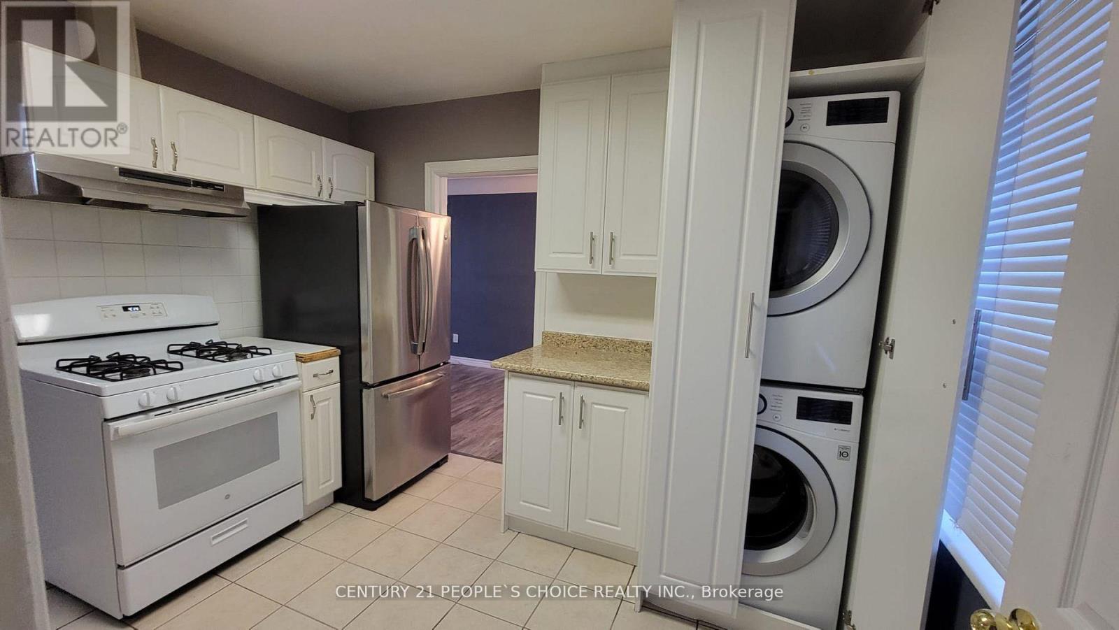 245 Foxbar Road, Burlington, Ontario  L7L 3A2 - Photo 20 - W12951660