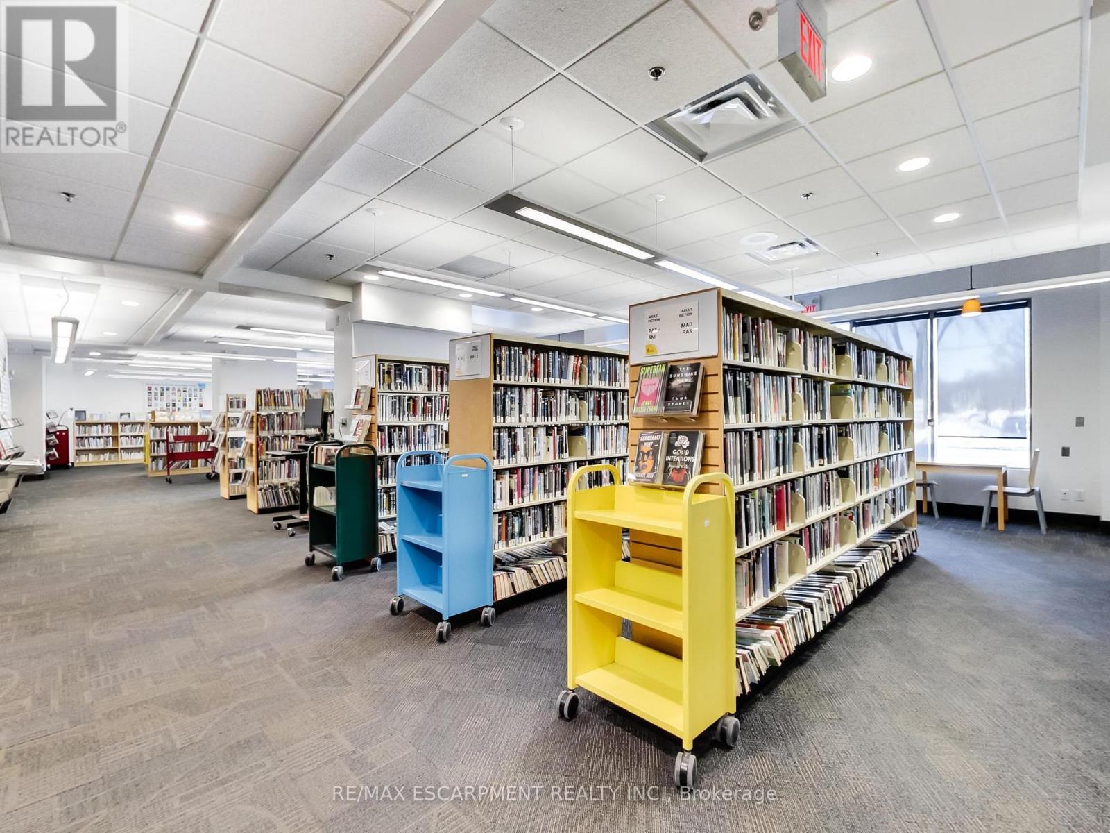 100 - 540 Plains Road E, Burlington, Ontario  L7T 2E3 - Photo 19 - W12951662