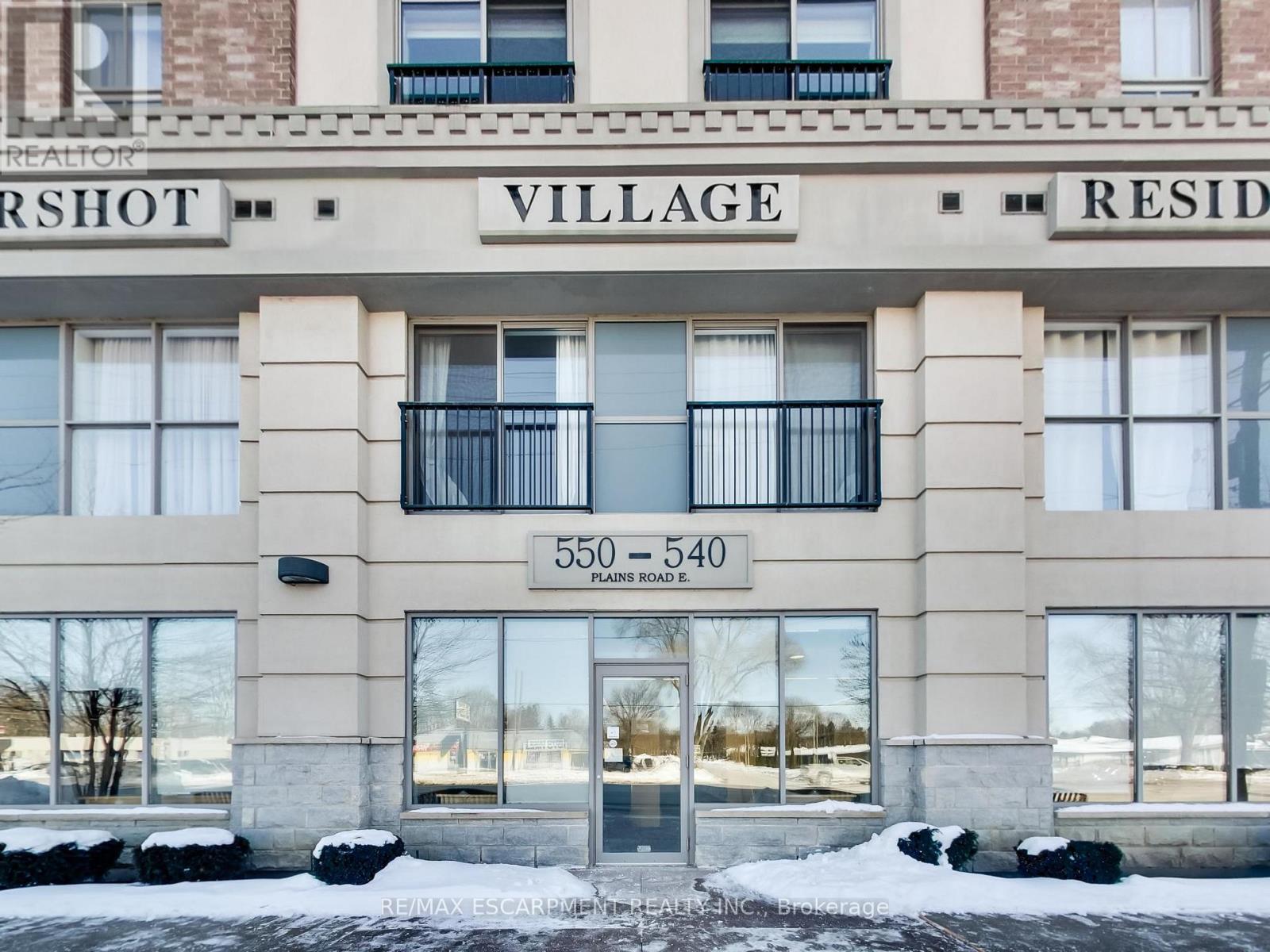 100 - 540 Plains Road E, Burlington, Ontario  L7T 2E3 - Photo 3 - W12951662