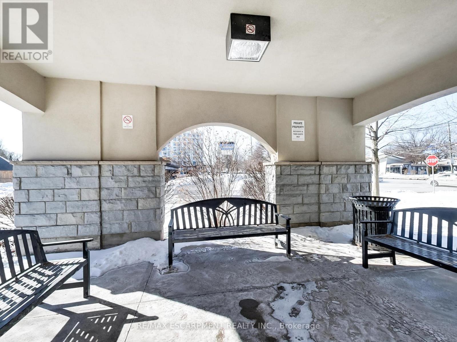 100 - 540 Plains Road E, Burlington, Ontario  L7T 2E3 - Photo 39 - W12951662