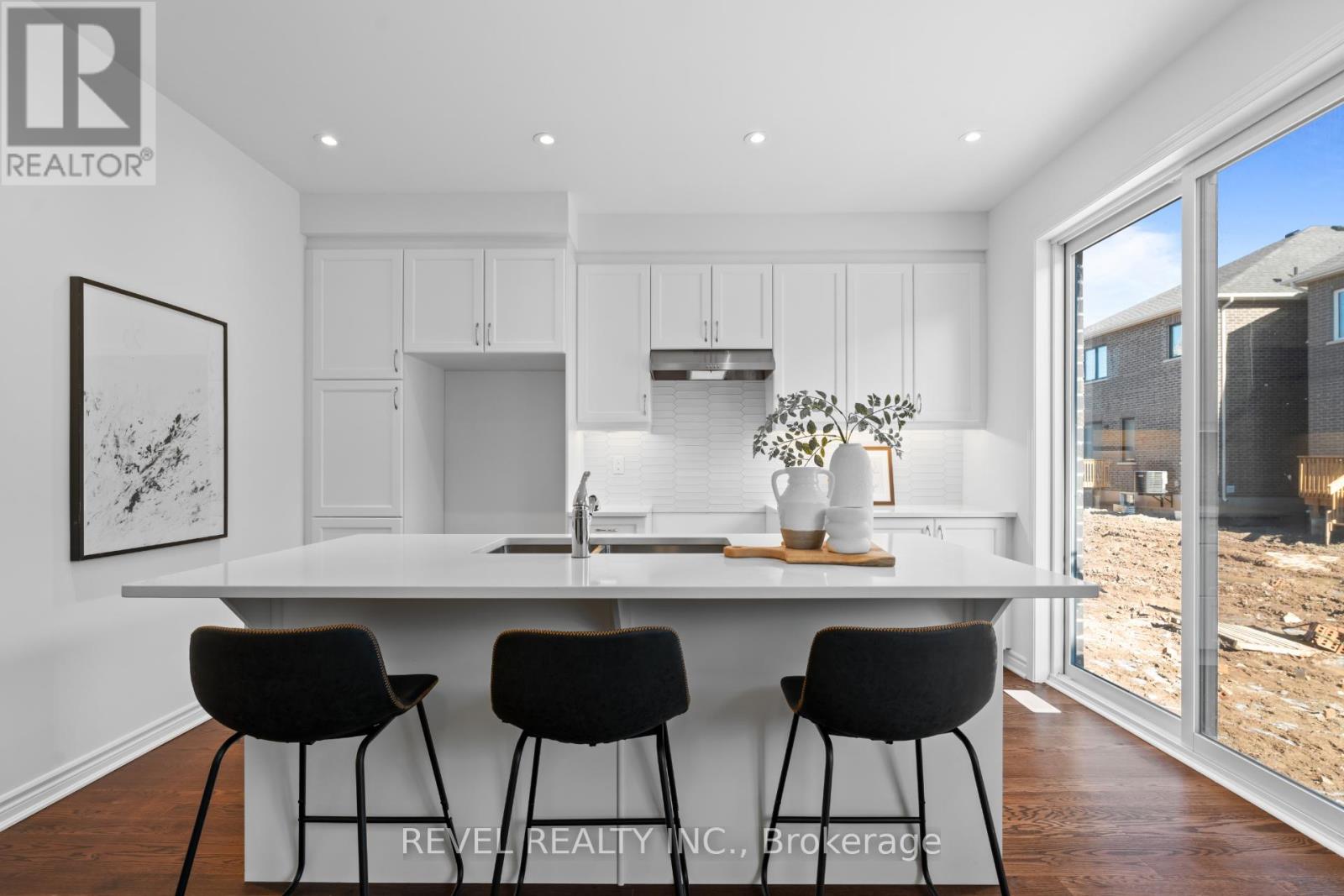 1367 Hearns Place, Milton, Ontario  L9E 2J8 - Photo 14 - W12951704