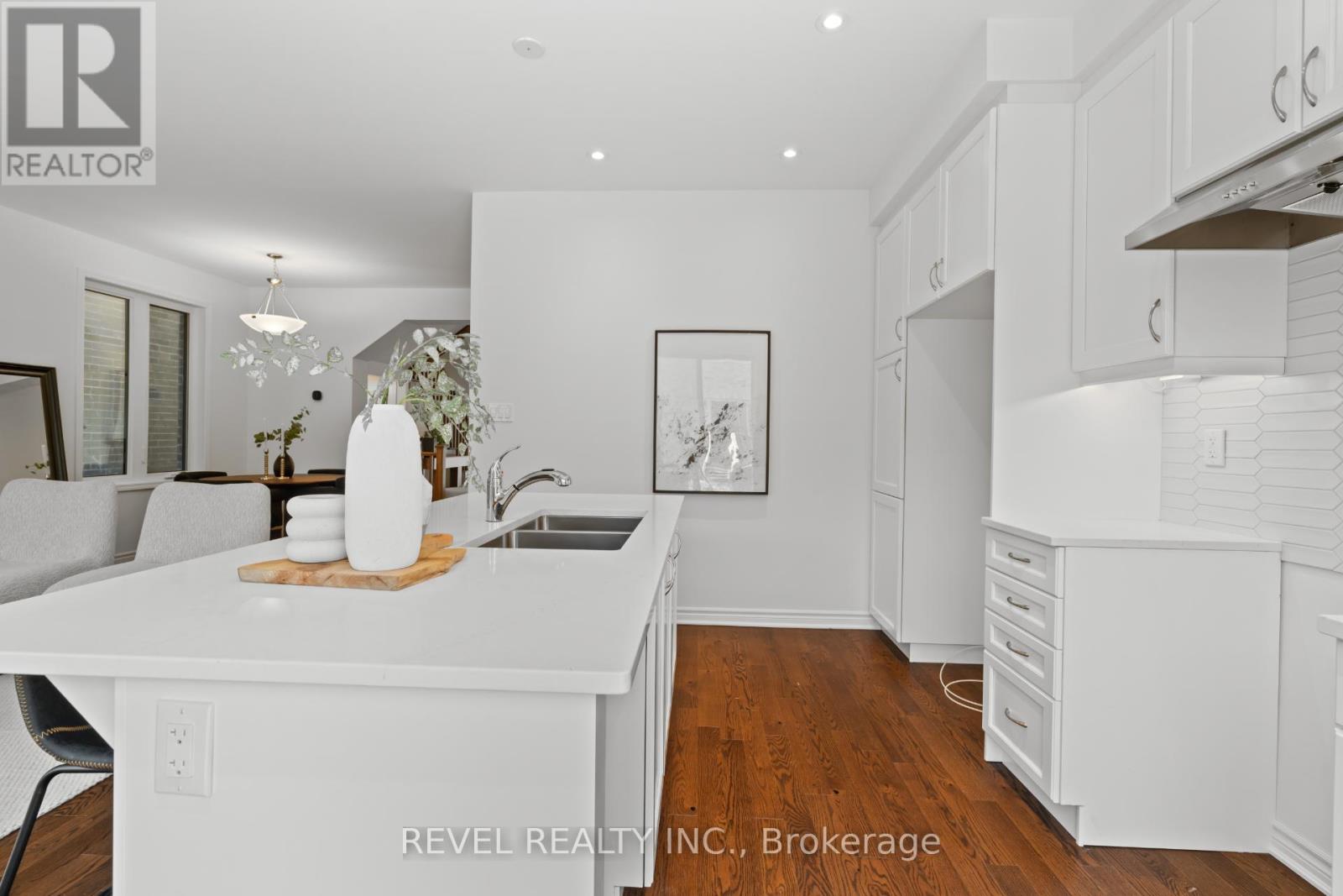 1367 Hearns Place, Milton, Ontario  L9E 2J8 - Photo 16 - W12951704