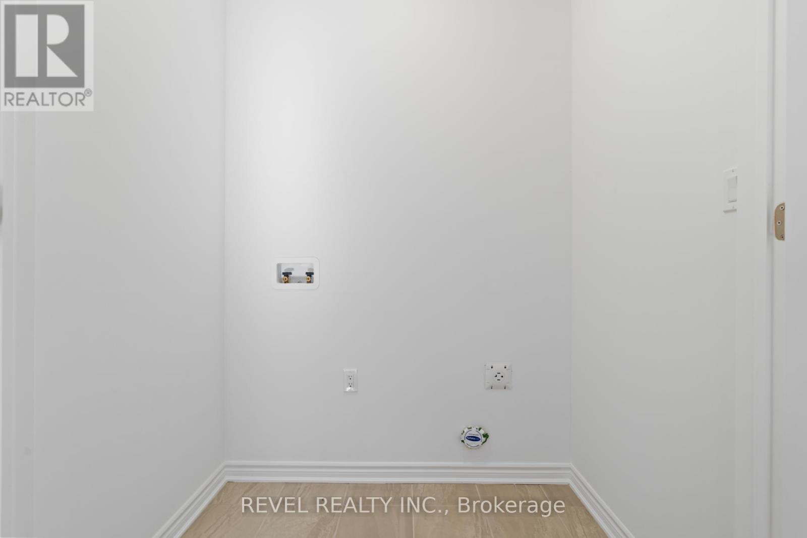 1367 Hearns Place, Milton, Ontario  L9E 2J8 - Photo 39 - W12951704