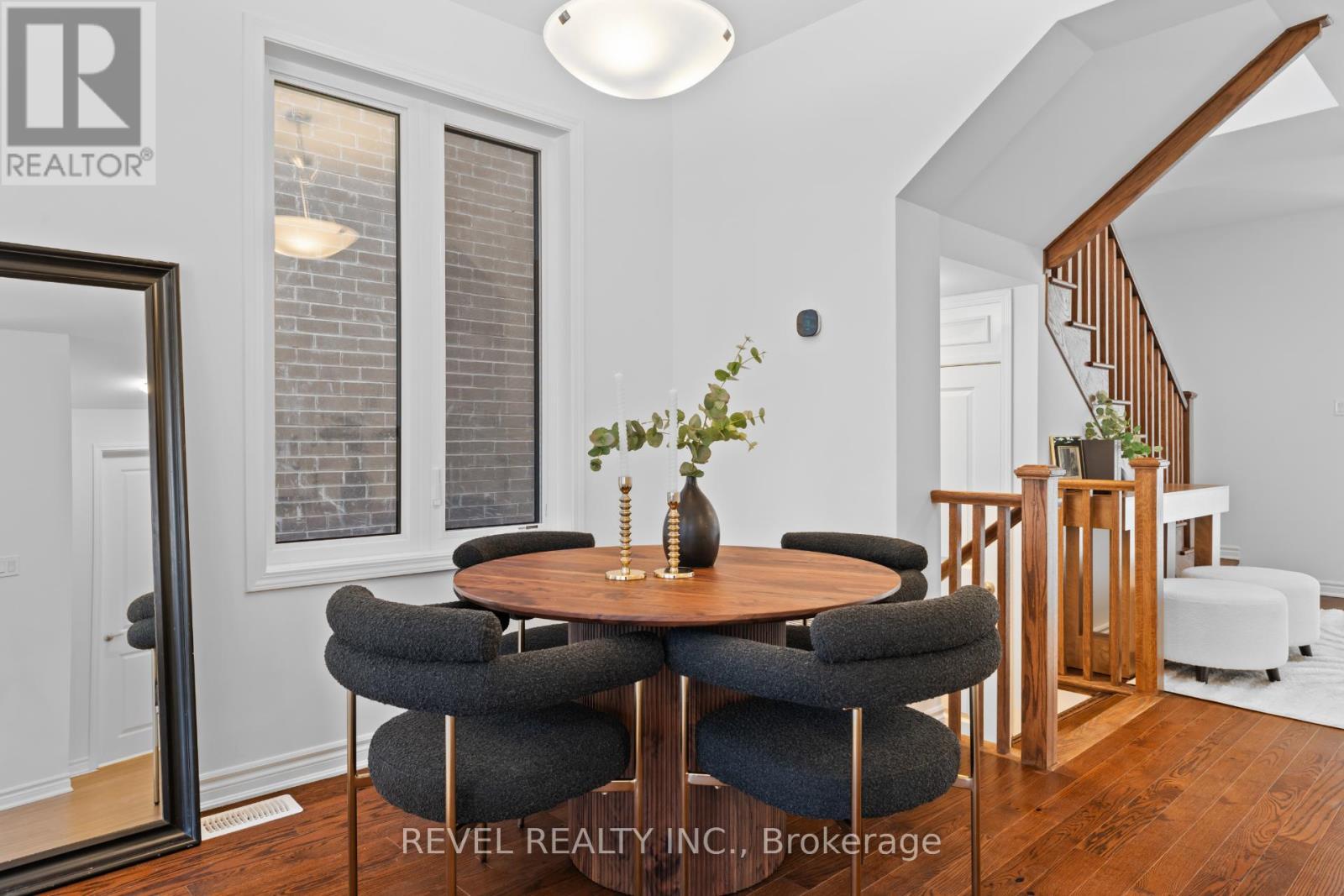 1367 Hearns Place, Milton, Ontario  L9E 2J8 - Photo 7 - W12951704