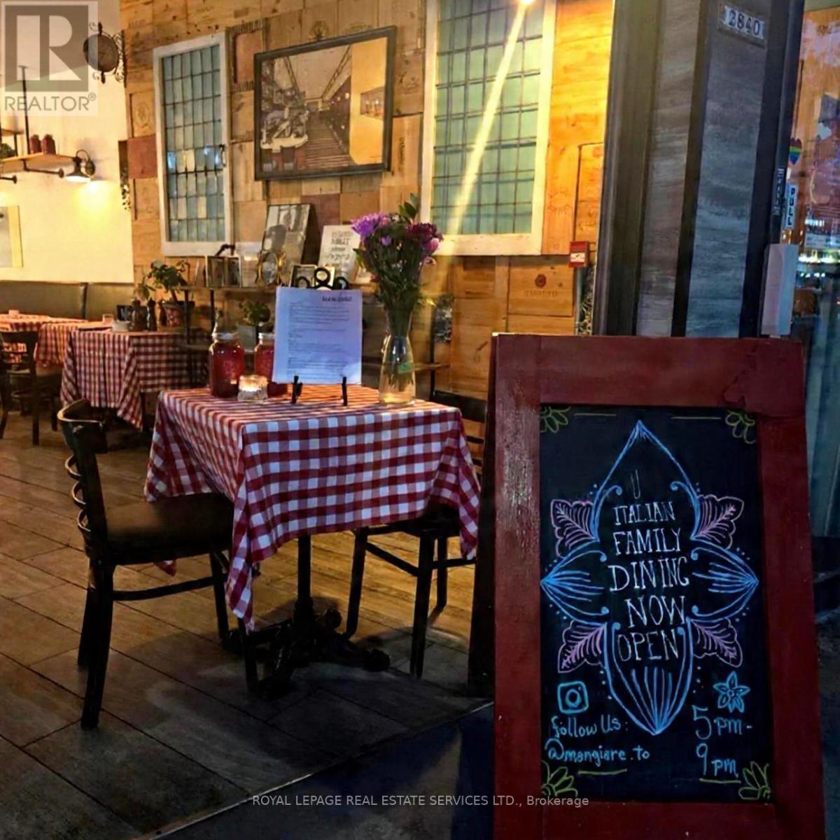 2840 Dundas Street W, Toronto, Ontario  M6P 1Y7 - Photo 3 - W12951706