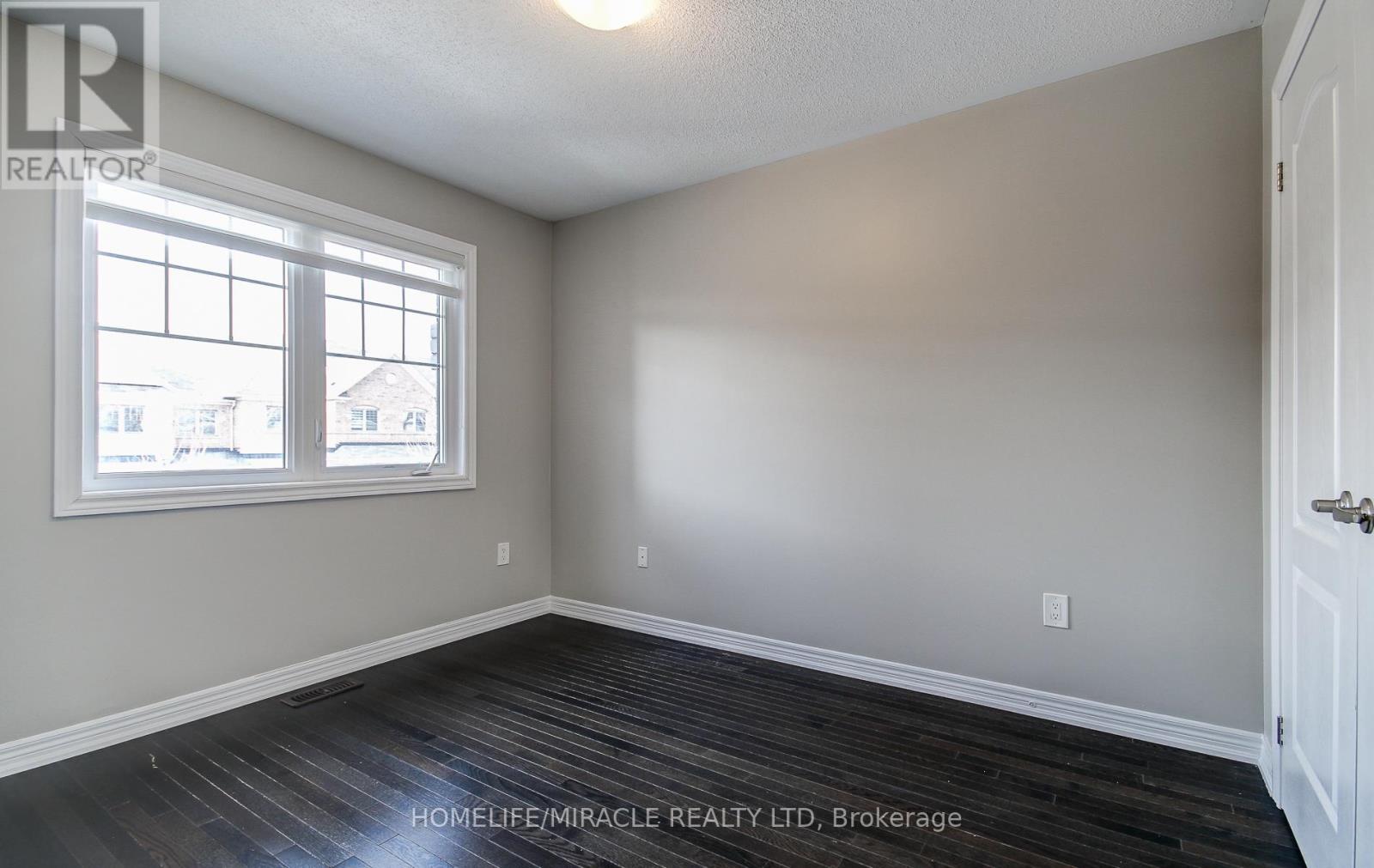 30 Davenfield Circle, Brampton, Ontario  L6P 4M2 - Photo 35 - W12951708