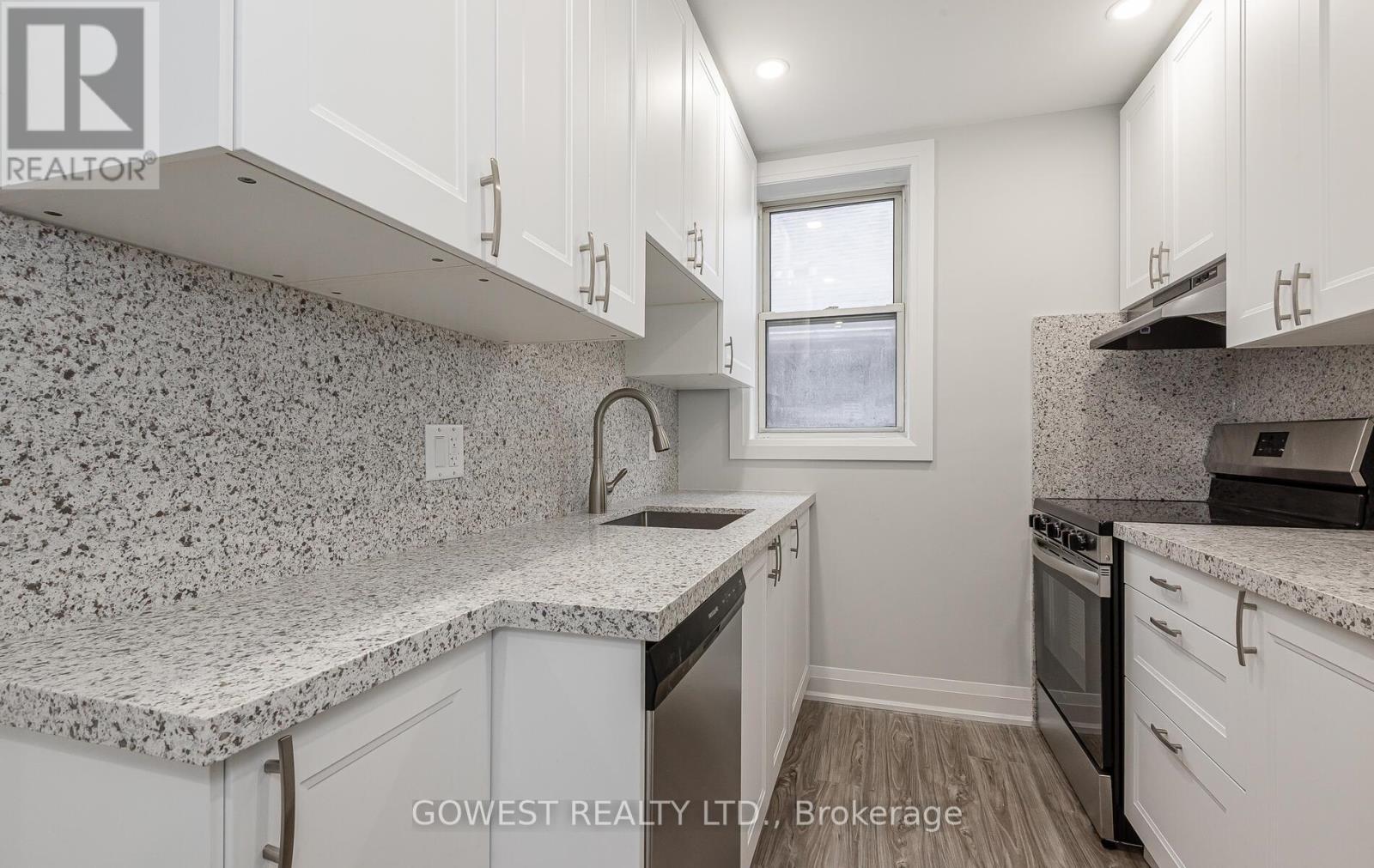 2 - 312 Quebec Avenue, Toronto, Ontario  M6P 2V3 - Photo 11 - W12951728