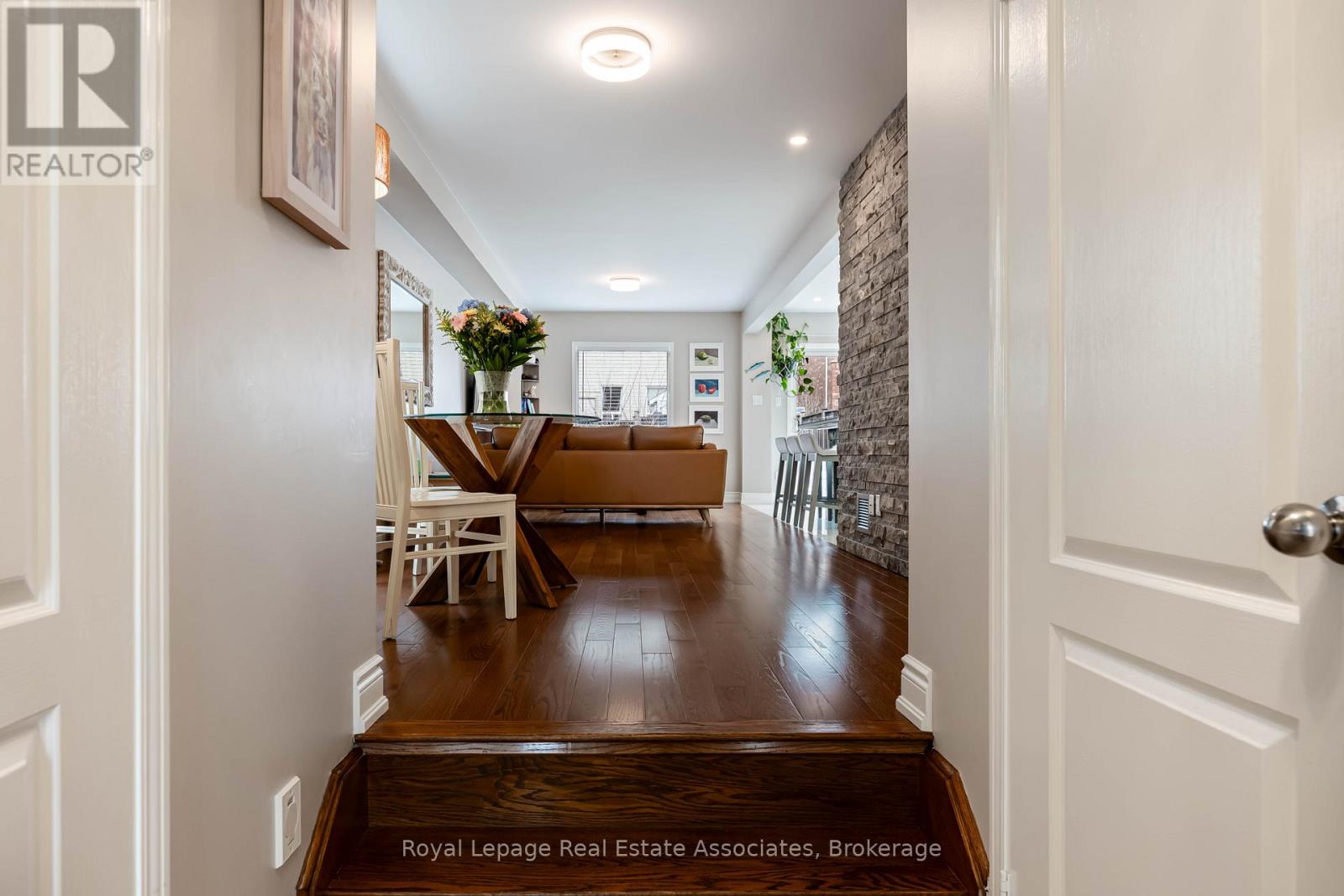 3867 Stardust Drive, Mississauga, Ontario  L5M 7Z9 - Photo 22 - W12951748