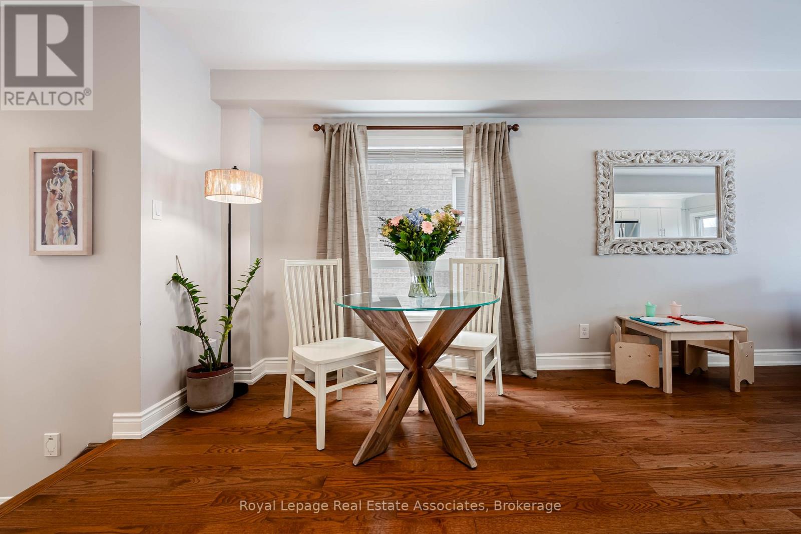 3867 Stardust Drive, Mississauga, Ontario  L5M 7Z9 - Photo 24 - W12951748