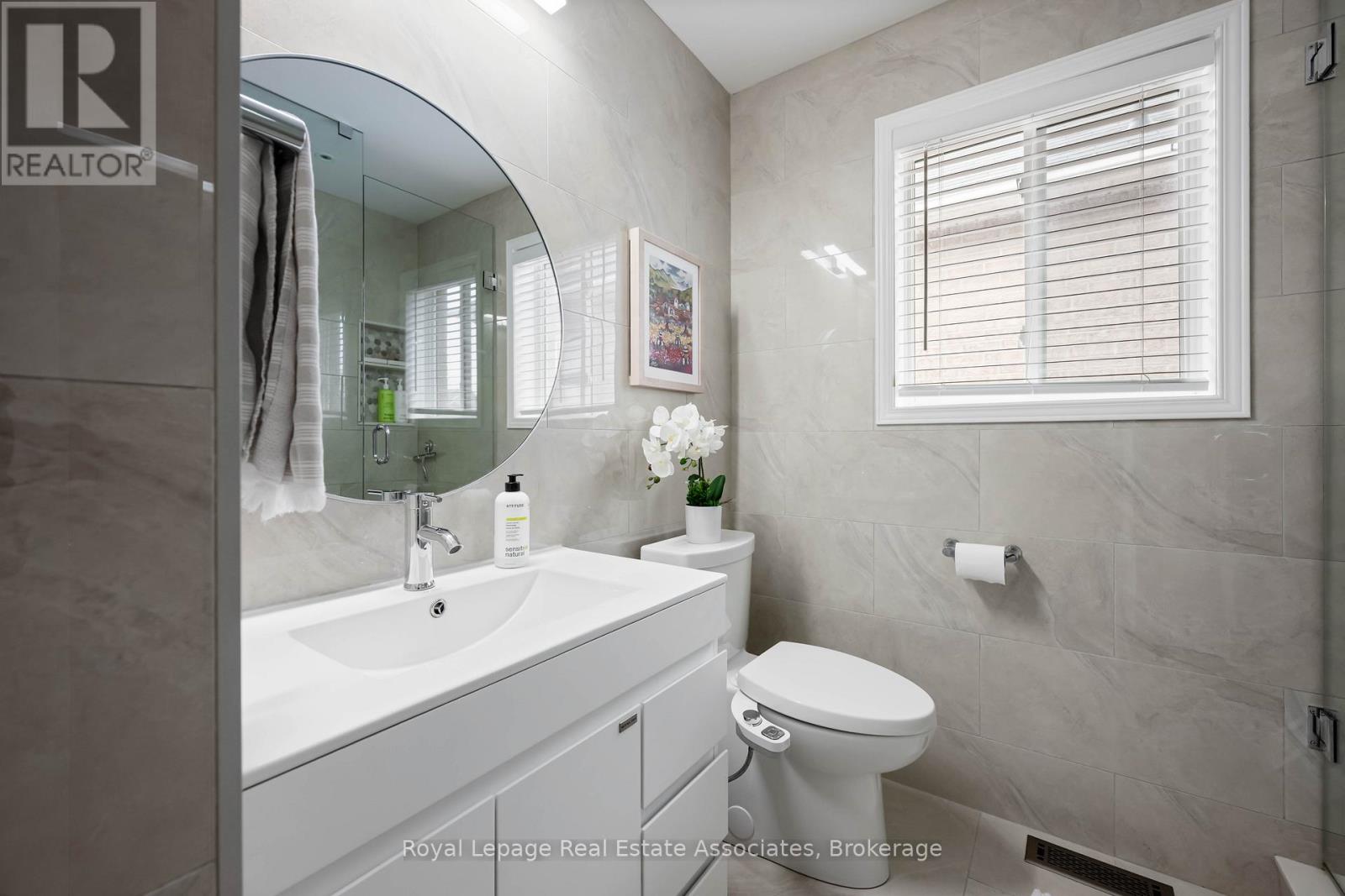 3867 Stardust Drive, Mississauga, Ontario  L5M 7Z9 - Photo 40 - W12951748