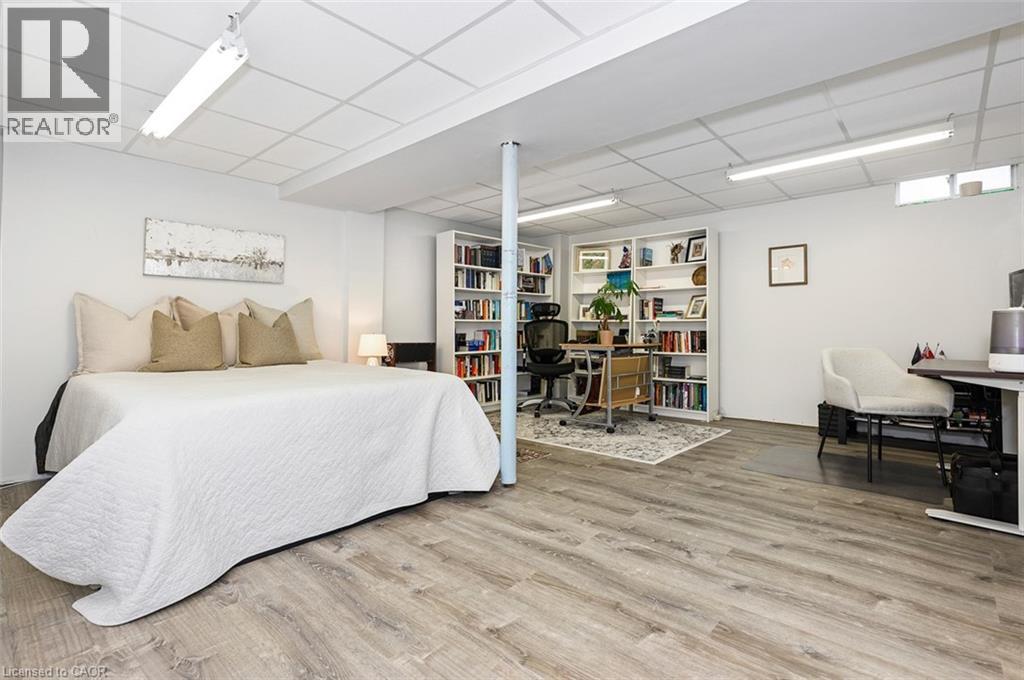 1815 Cobra Crescent, Burlington, Ontario  L7L 7M1 - Photo 31 - 40817303