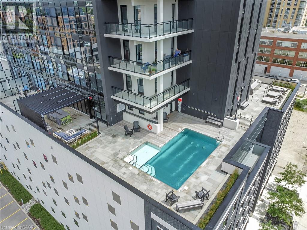 181 King Street S Unit# 1806, Waterloo, Ontario  N2J 0E7 - Photo 2 - 40817027