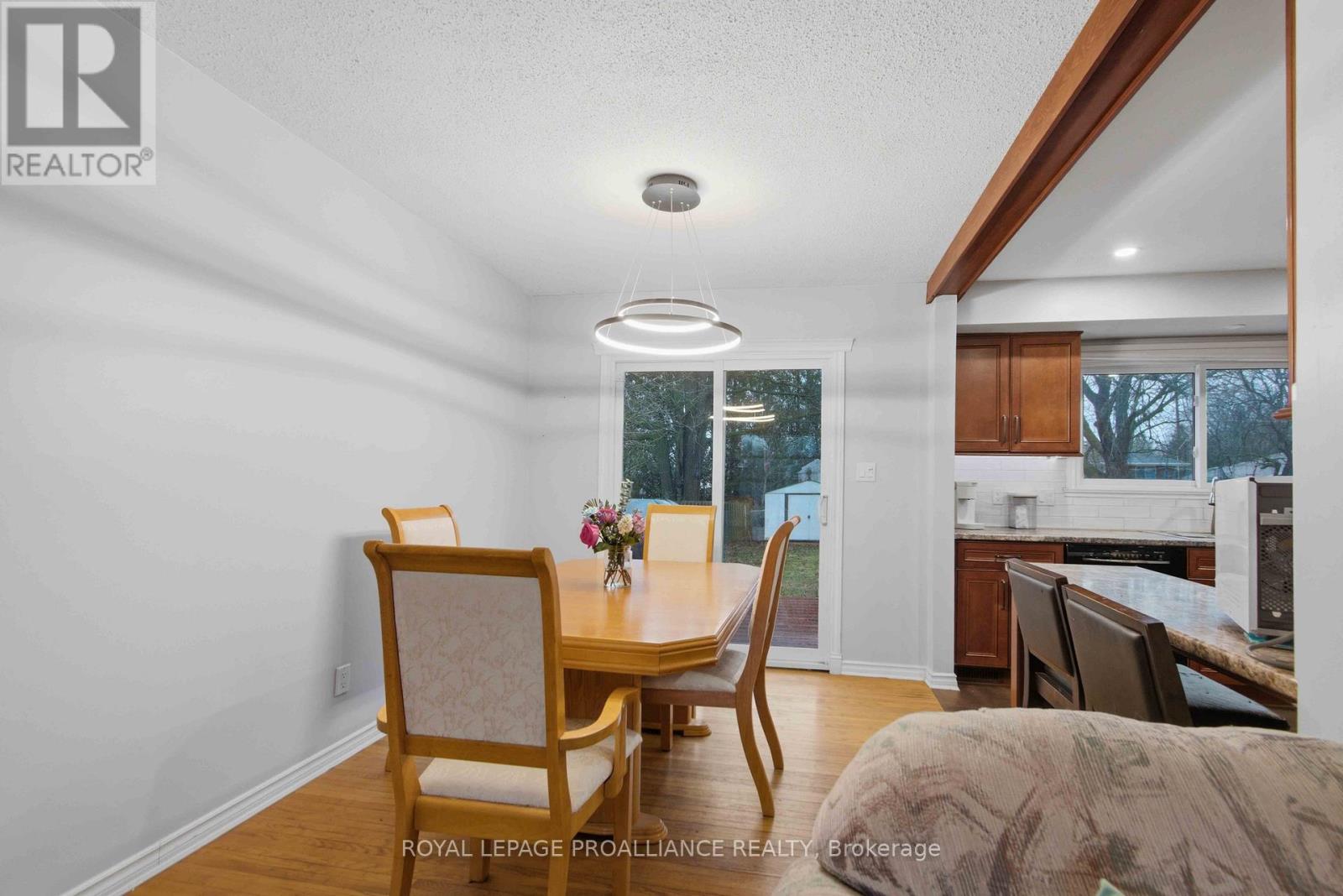 36 Shoniker Avenue, Quinte West, Ontario  K8V 2B5 - Photo 13 - X12951794