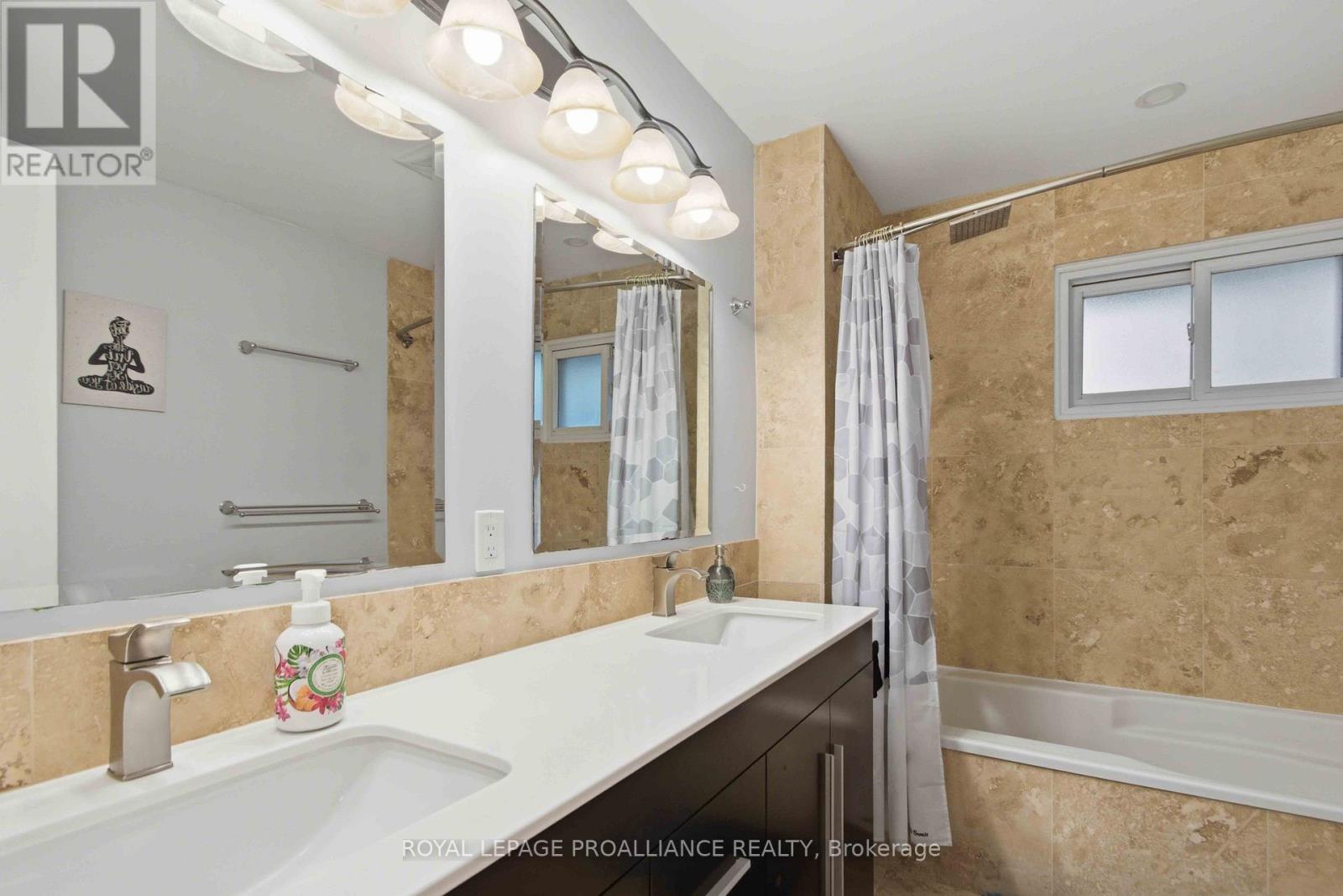 36 Shoniker Avenue, Quinte West, Ontario  K8V 2B5 - Photo 18 - X12951794