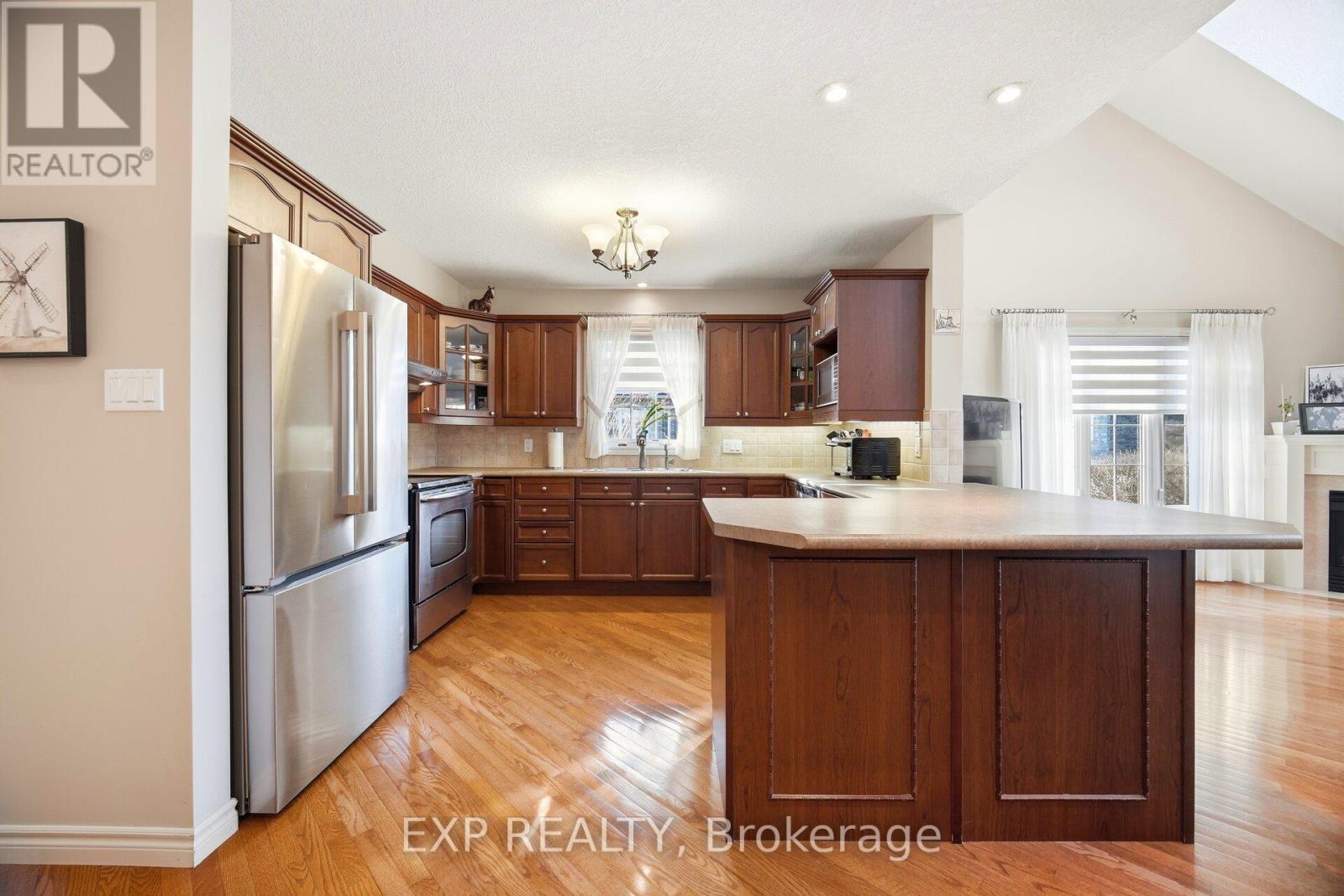 1g - 350 Doon Valley Drive, Kitchener, Ontario  N2P 2M9 - Photo 8 - X12951456