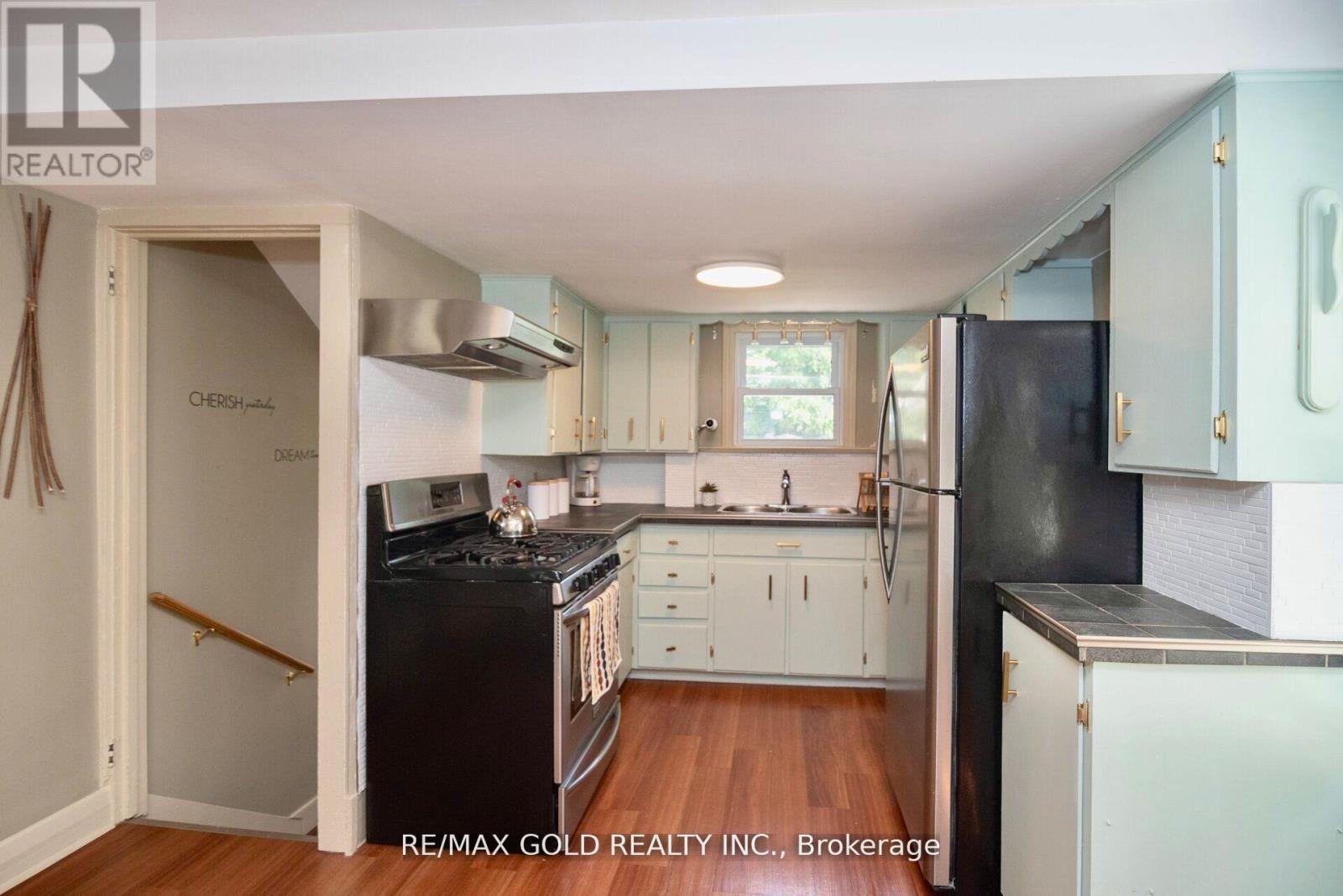 5853 Mcleod Road, Niagara Falls, Ontario  L2G 3E5 - Photo 6 - X12951470