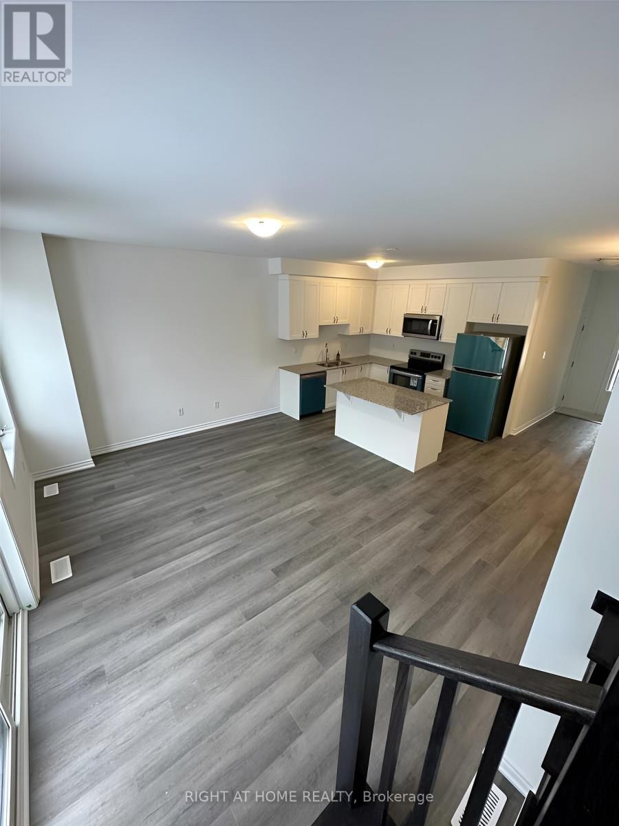 65 Forestwalk Street, Kitchener, Ontario  N2R 0S3 - Photo 3 - X12951518