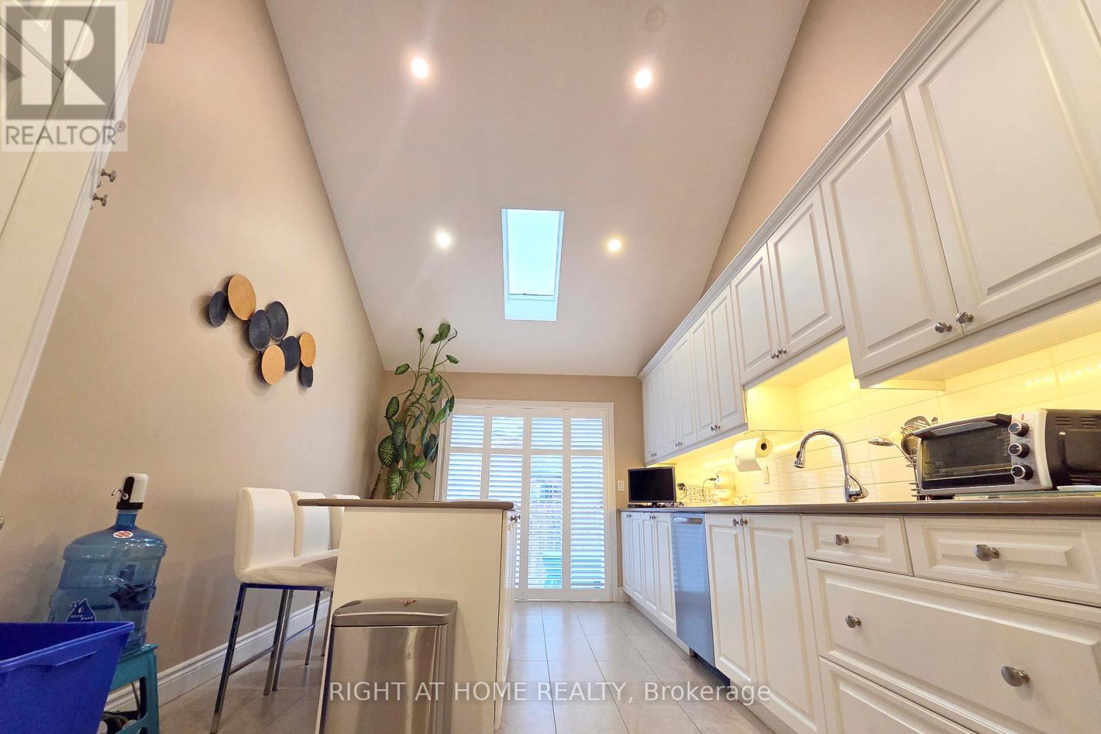 174 Riverwalk Place, Guelph/eramosa, Ontario  N0B 2K0 - Photo 11 - X12951524