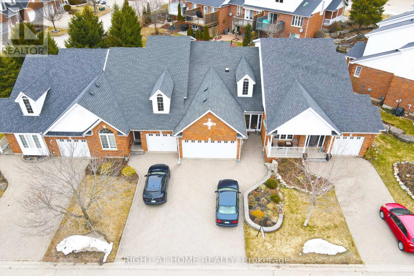 174 Riverwalk Place, Guelph/eramosa, Ontario  N0B 2K0 - Photo 2 - X12951524