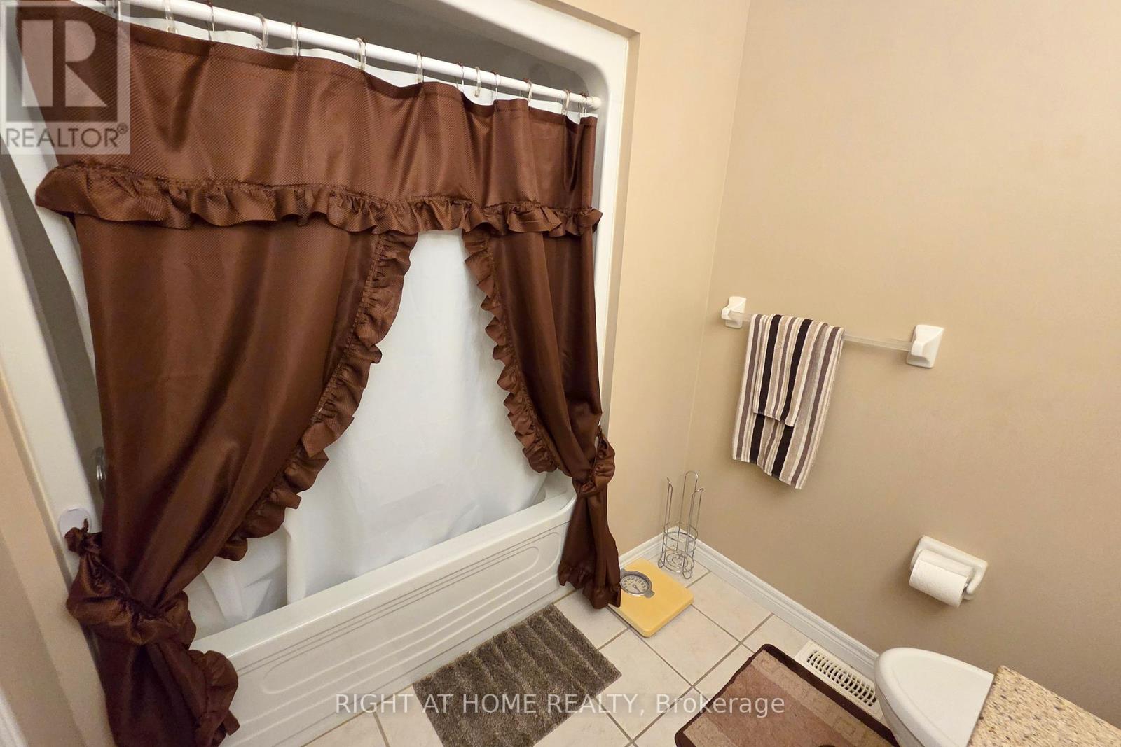 174 Riverwalk Place, Guelph/eramosa, Ontario  N0B 2K0 - Photo 29 - X12951524