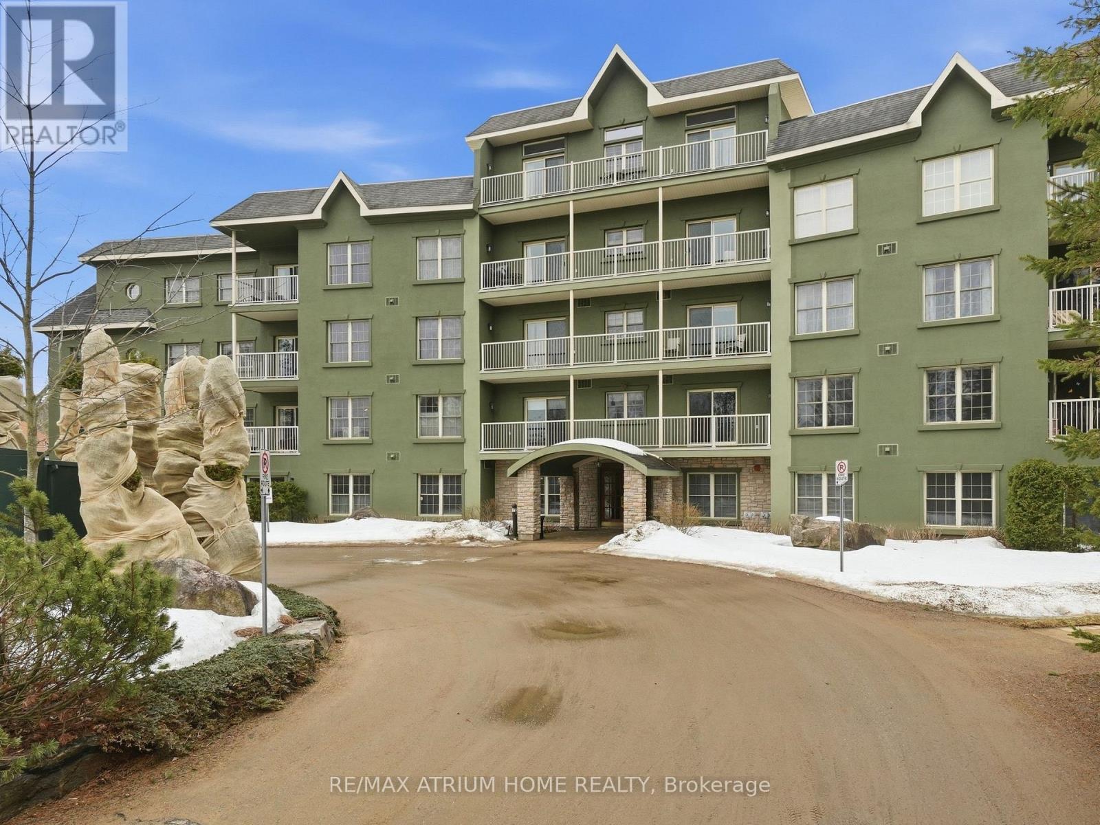 208 - 24 Ontario Street, Bracebridge, Ontario  P1L 2H5 - Photo 2 - X12951534