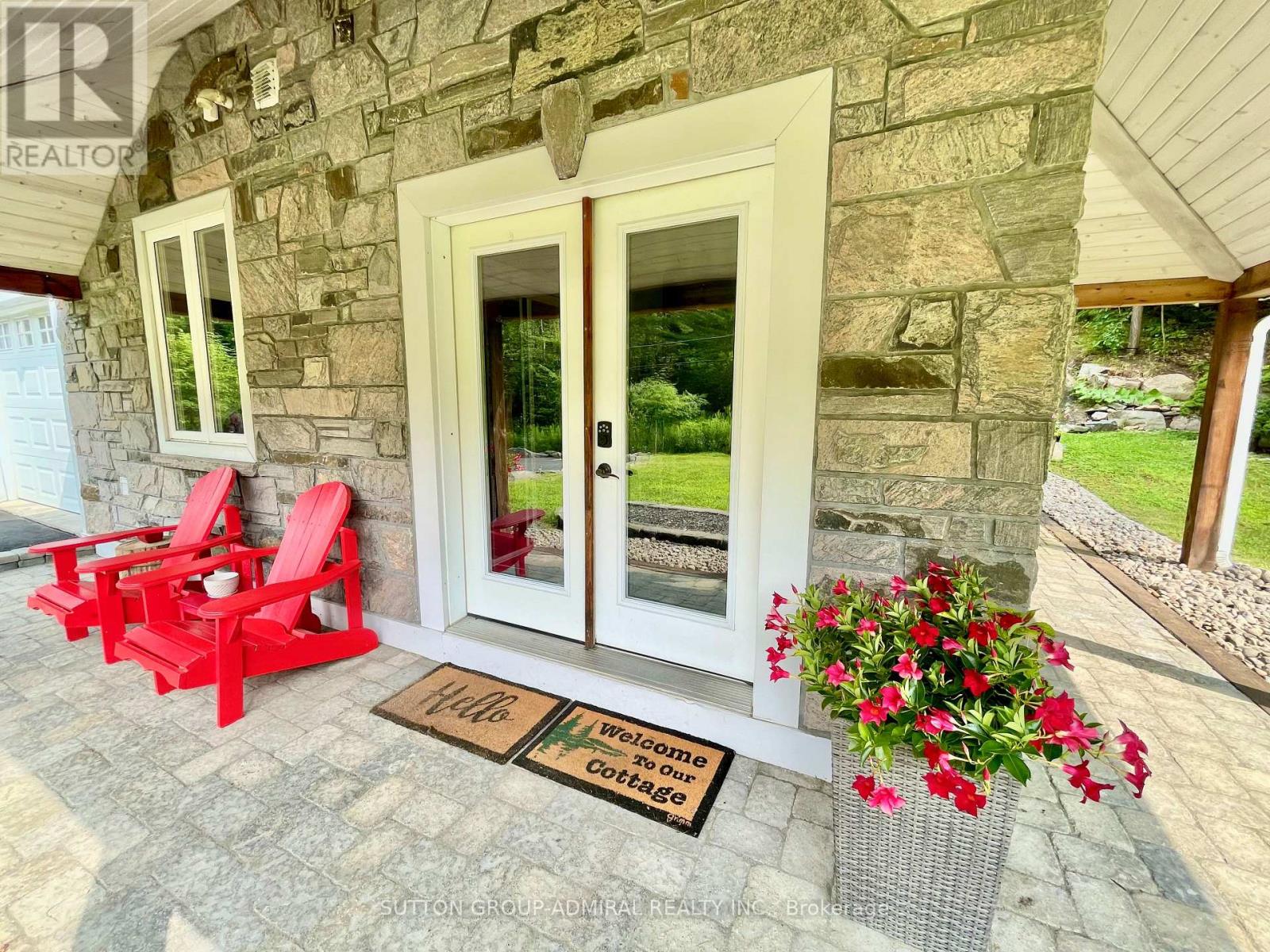 1579 Golden Beach Road, Bracebridge, Ontario  P1L 1W8 - Photo 4 - X12951598