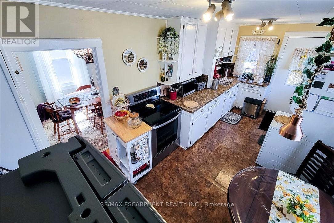 72 East 32nd Street, Hamilton, Ontario  L8V 3R9 - Photo 16 - X12951624