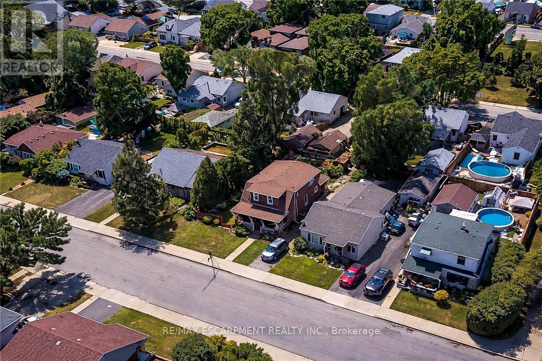 72 East 32nd Street, Hamilton, Ontario  L8V 3R9 - Photo 5 - X12951624