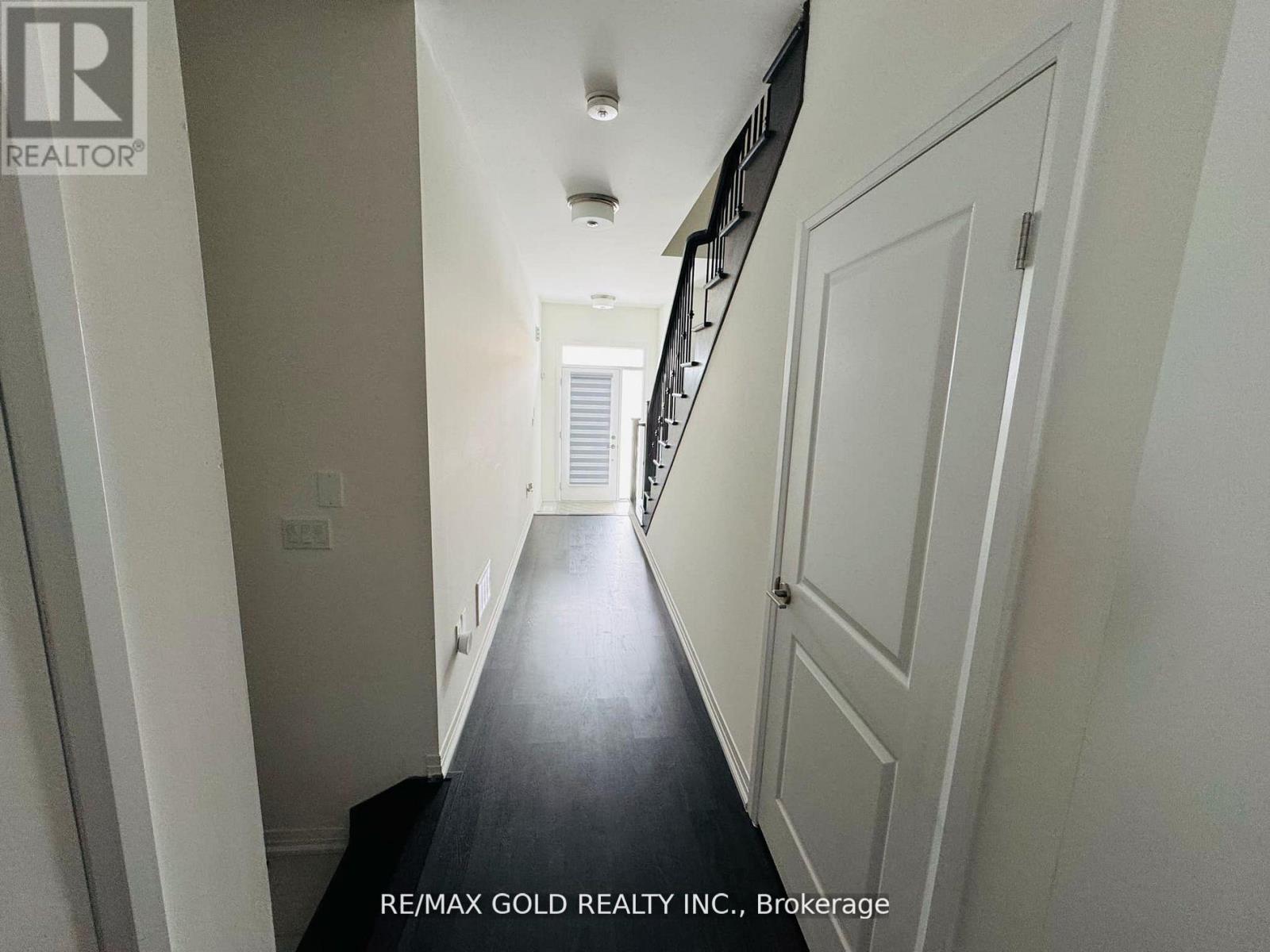 35 George Brier Drive E, Brant, Ontario  N3L 3E3 - Photo 2 - X12951648