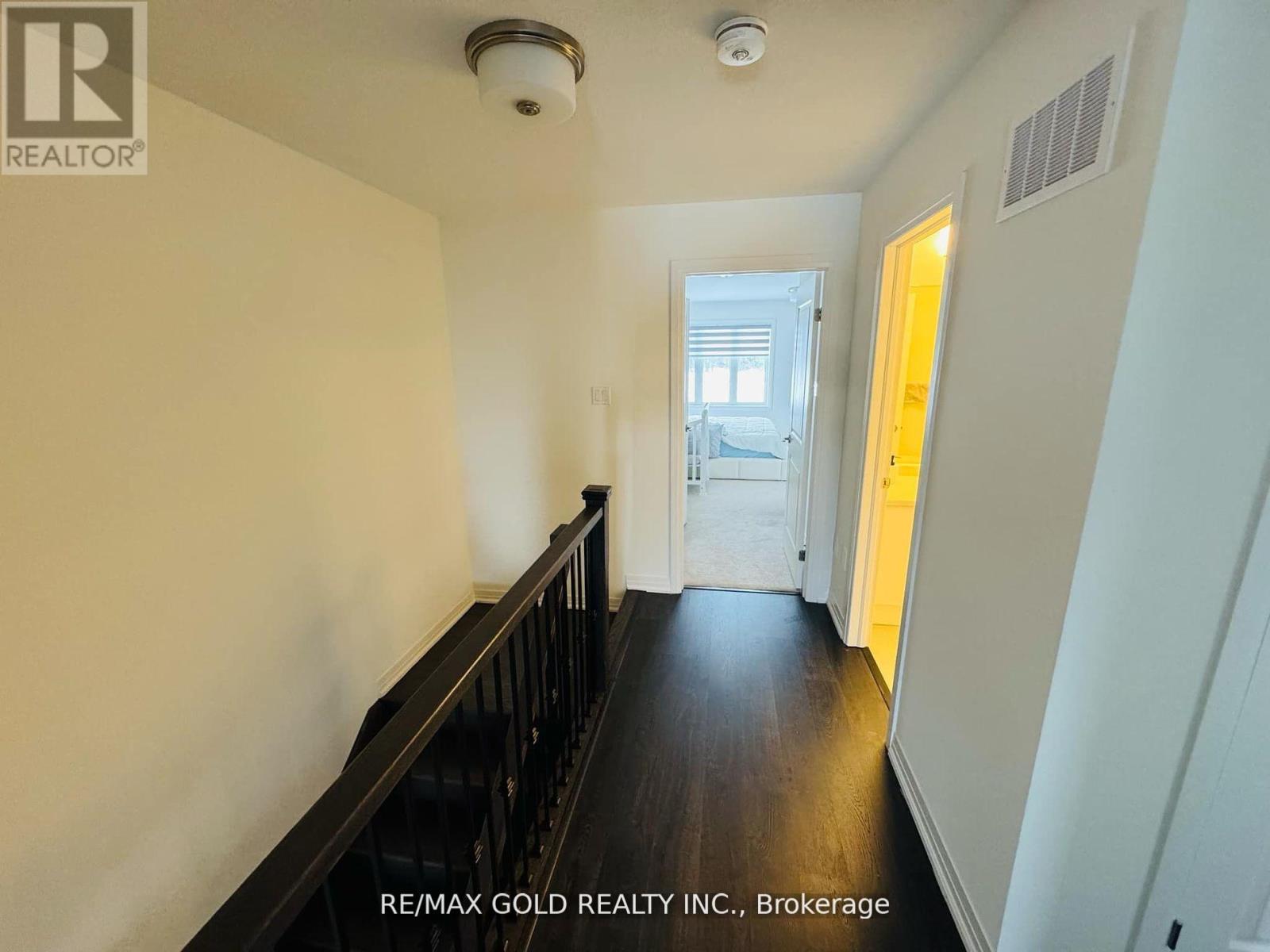 35 George Brier Drive E, Brant, Ontario  N3L 3E3 - Photo 8 - X12951648