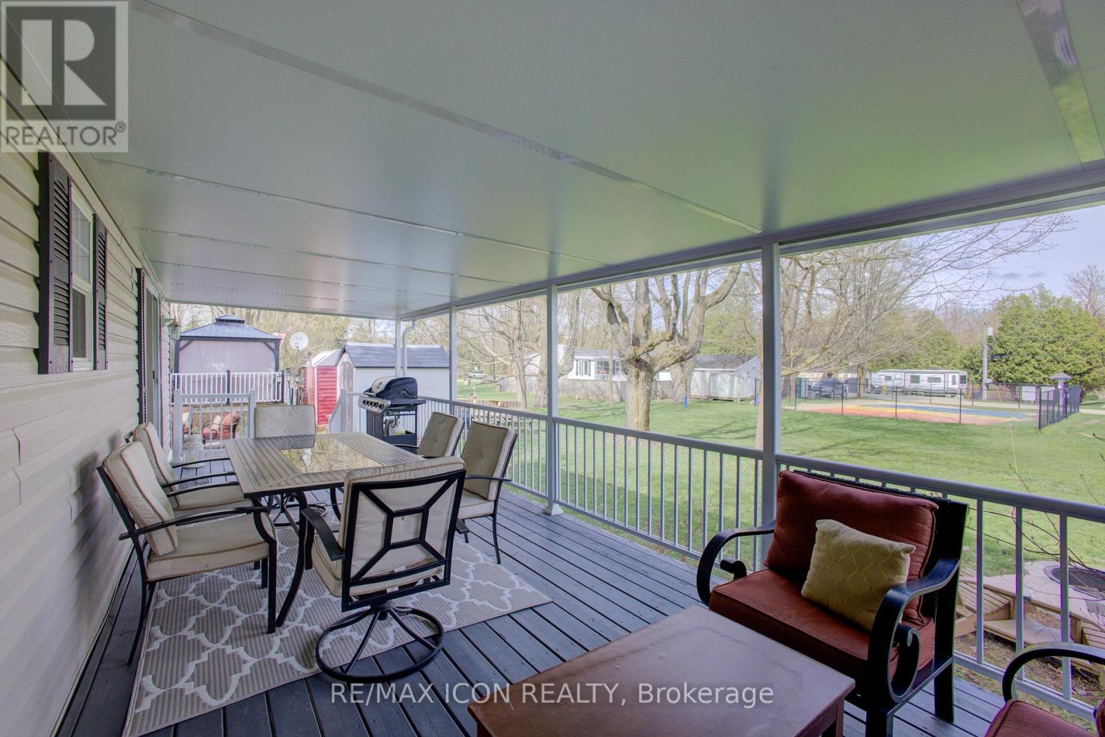 8 Maple, Wellington North, Ontario  N0G 2L0 - Photo 13 - X12951746