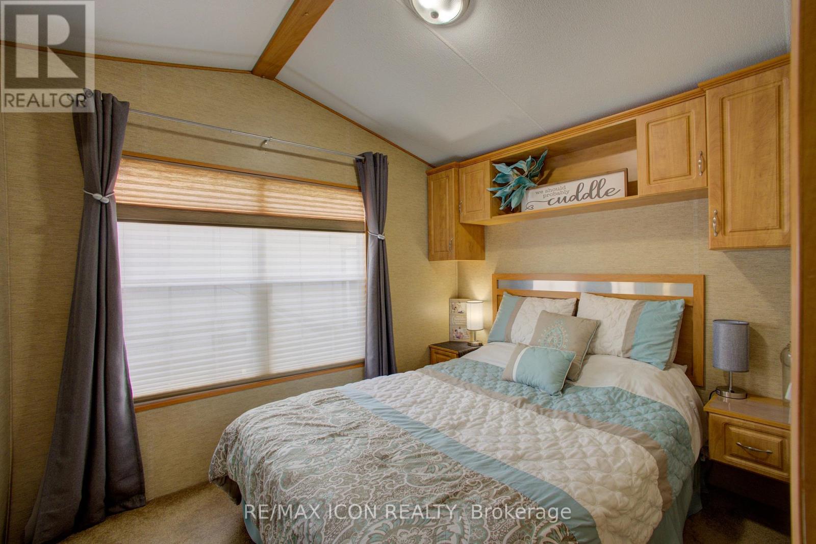 8 Maple, Wellington North, Ontario  N0G 2L0 - Photo 24 - X12951746