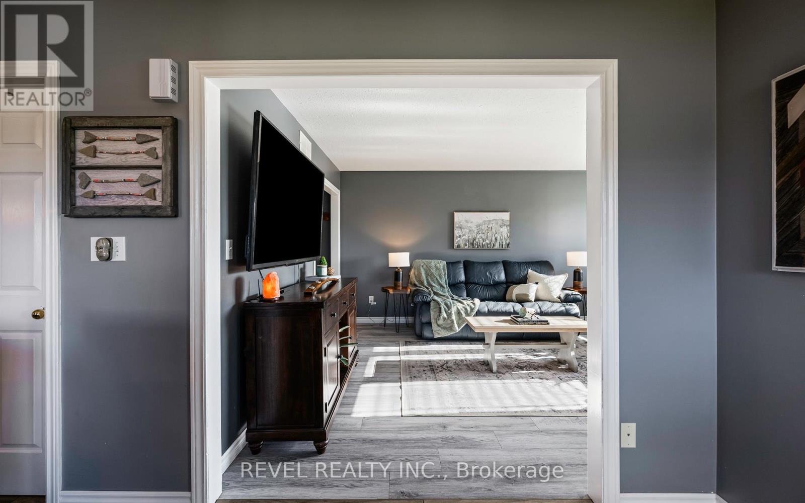 771 Princess Street, Wellington North, Ontario  N0G 2L3 - Photo 13 - X12951756