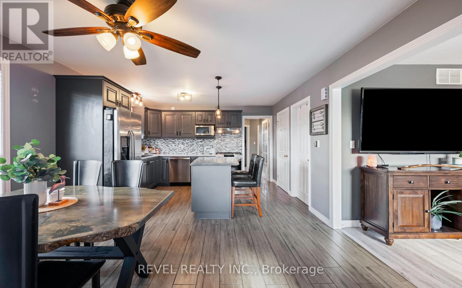 771 Princess Street, Wellington North, Ontario  N0G 2L3 - Photo 5 - X12951756