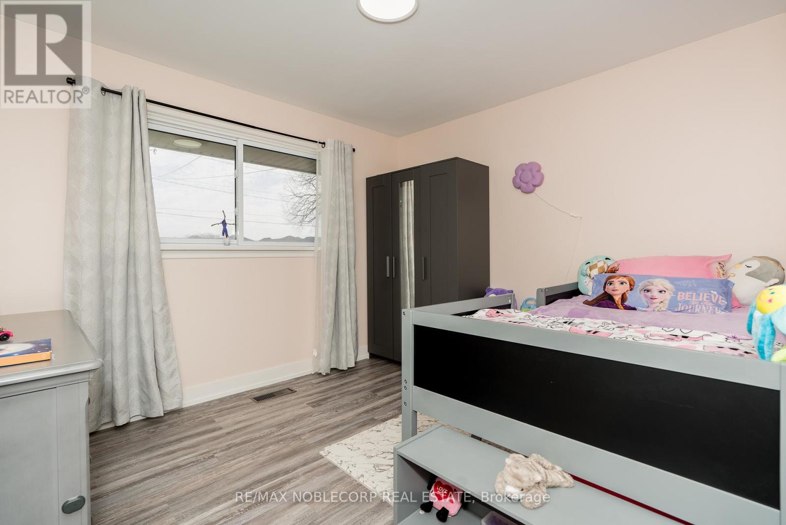 359 Bunting Drive, St. Catharines, Ontario  L2M 3Y5 - Photo 16 - X12951762