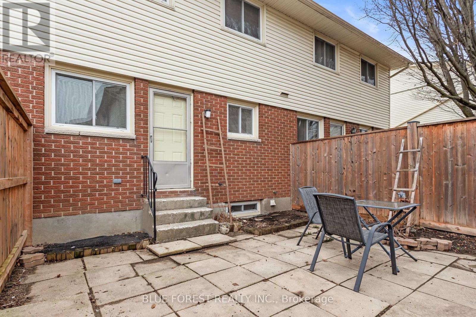 96 - 51 Sholto Drive, London South, Ontario  N6E 2H9 - Photo 6 - X12951812