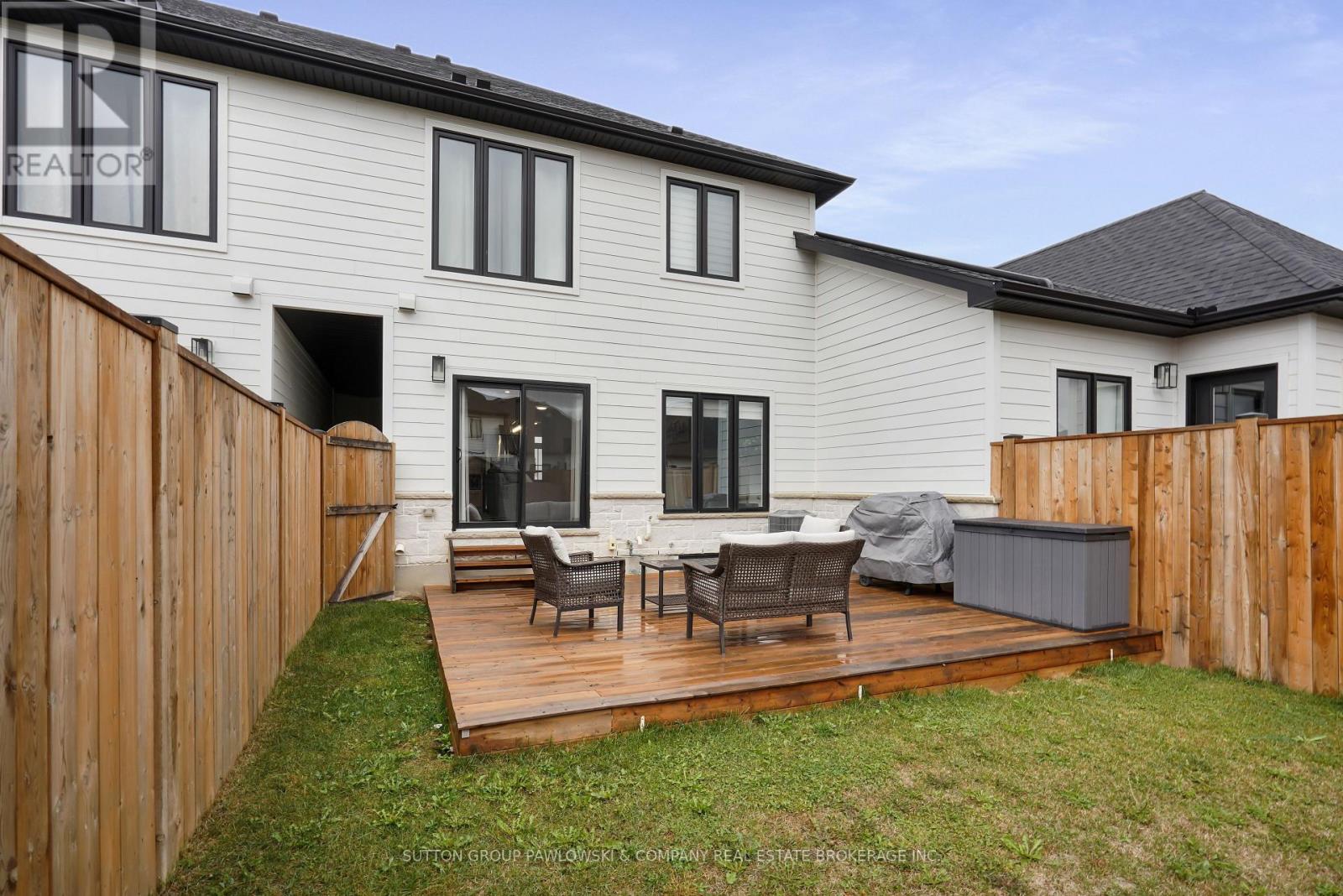 180 Doan Drive, Middlesex Centre, Ontario  N0L 1R0 - Photo 39 - X12951832