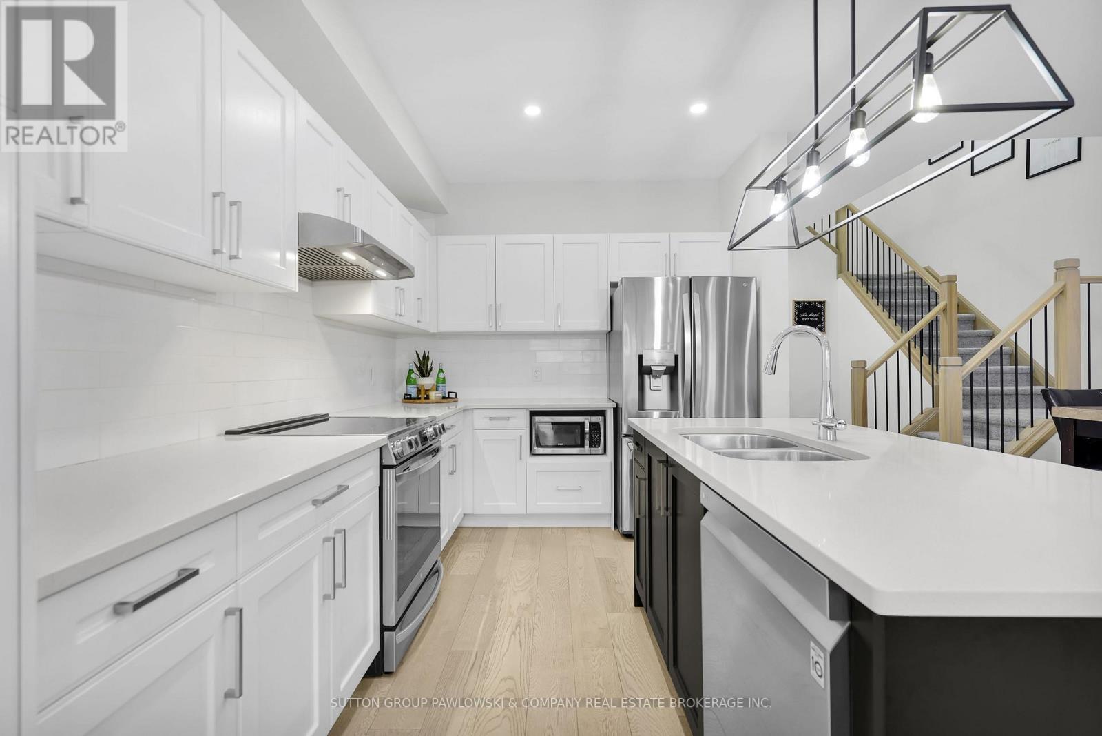 180 Doan Drive, Middlesex Centre, Ontario  N0L 1R0 - Photo 9 - X12951832