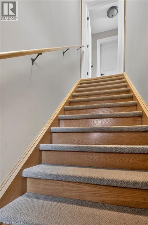 847 Long Drive Unit# Upper, Burlington, Ontario  L7T 3J8 - Photo 2 - 40801791