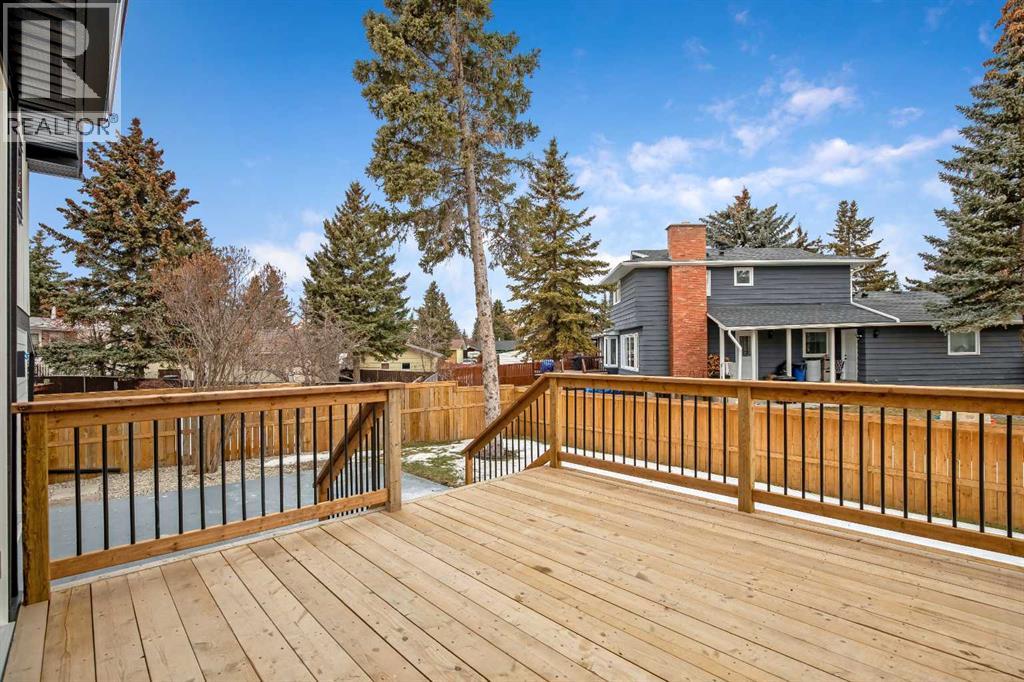 216 Oakridge Place SW, Calgary, Alberta  T2V 1V2 - Photo 41 - A2297026