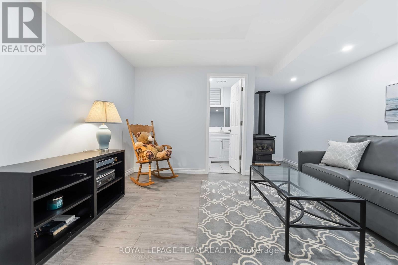 19 Hackett Street, Ottawa, Ontario  K1V 0P9 - Photo 33 - X12951782