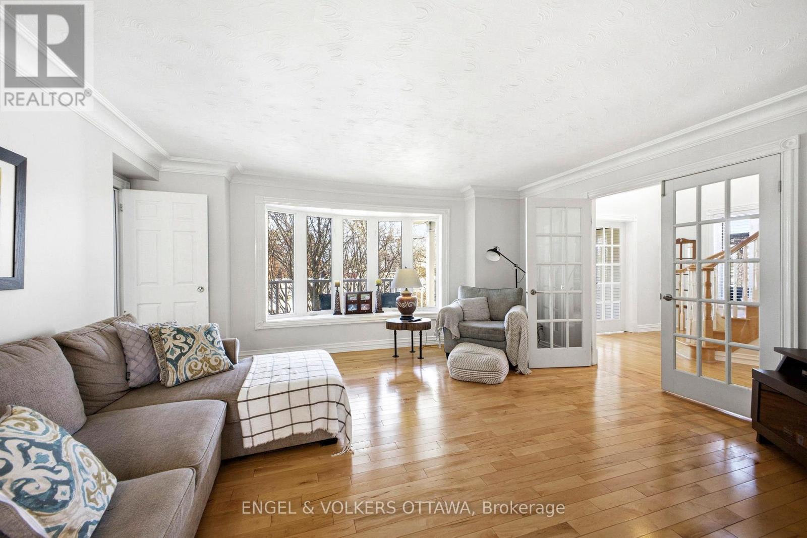 1495 Belcourt Boulevard, Ottawa, Ontario  K1C 1M3 - Photo 11 - X12951818