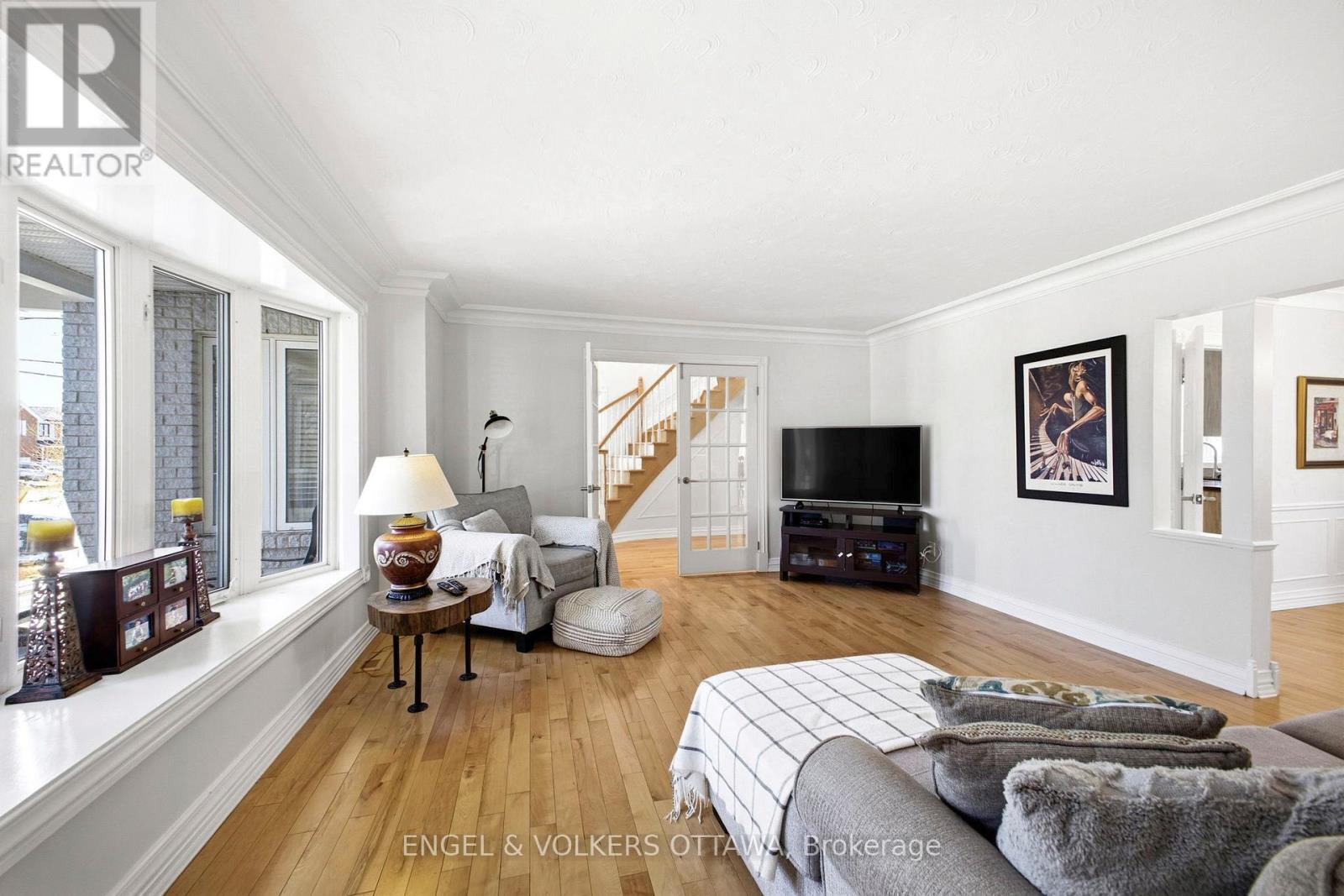 1495 Belcourt Boulevard, Ottawa, Ontario  K1C 1M3 - Photo 13 - X12951818