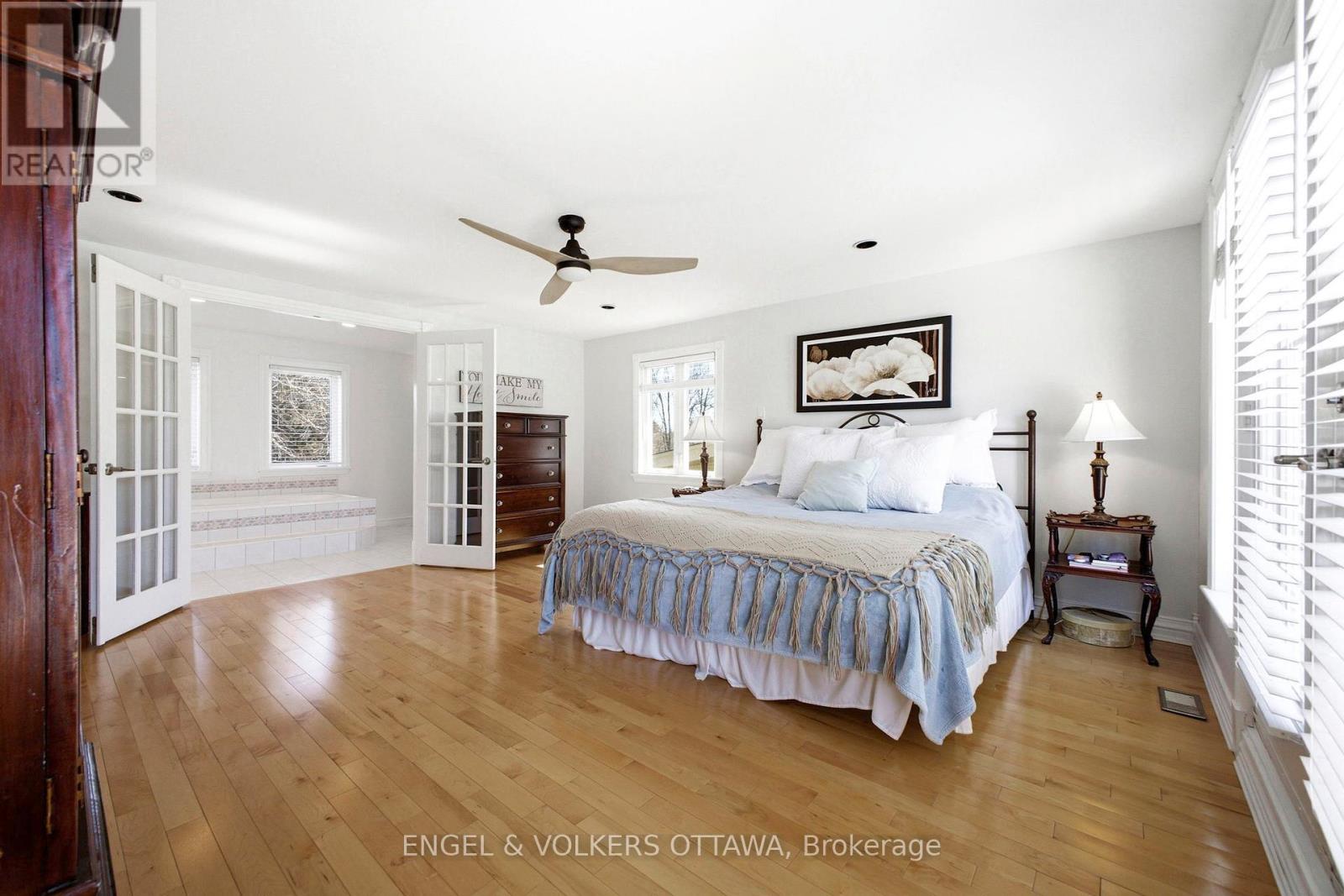 1495 Belcourt Boulevard, Ottawa, Ontario  K1C 1M3 - Photo 32 - X12951818