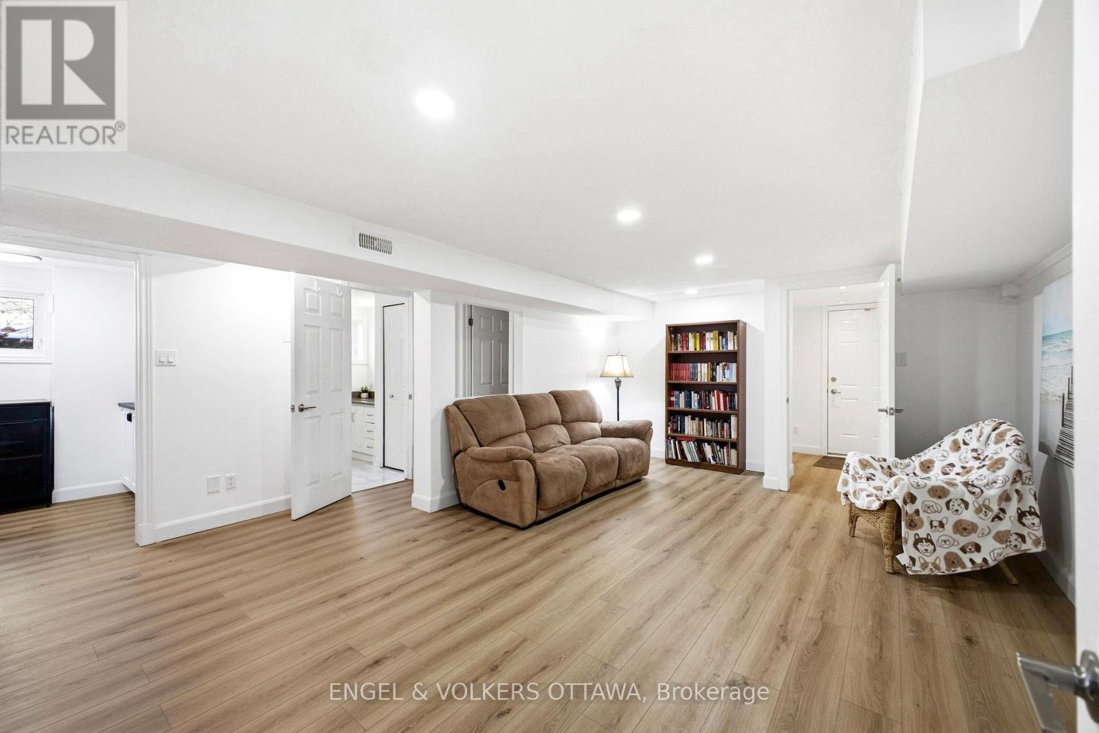 1495 Belcourt Boulevard, Ottawa, Ontario  K1C 1M3 - Photo 35 - X12951818