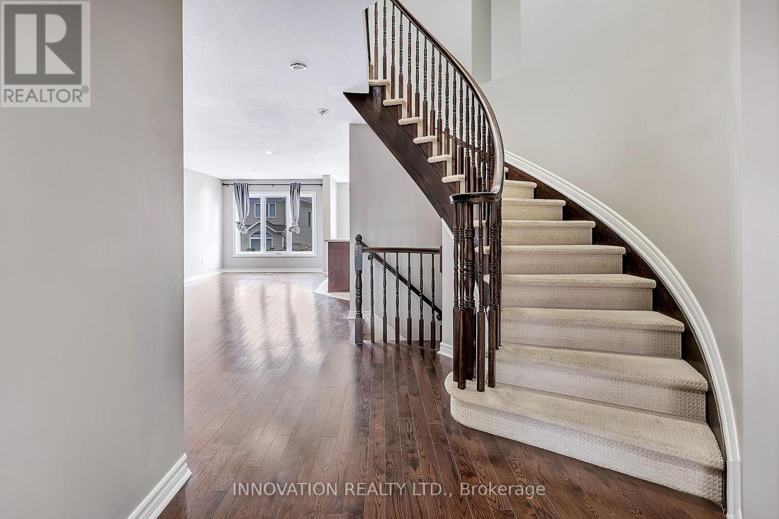 126 Garrity Crescent, Ottawa, Ontario  K2J 3T5 - Photo 3 - X12951848