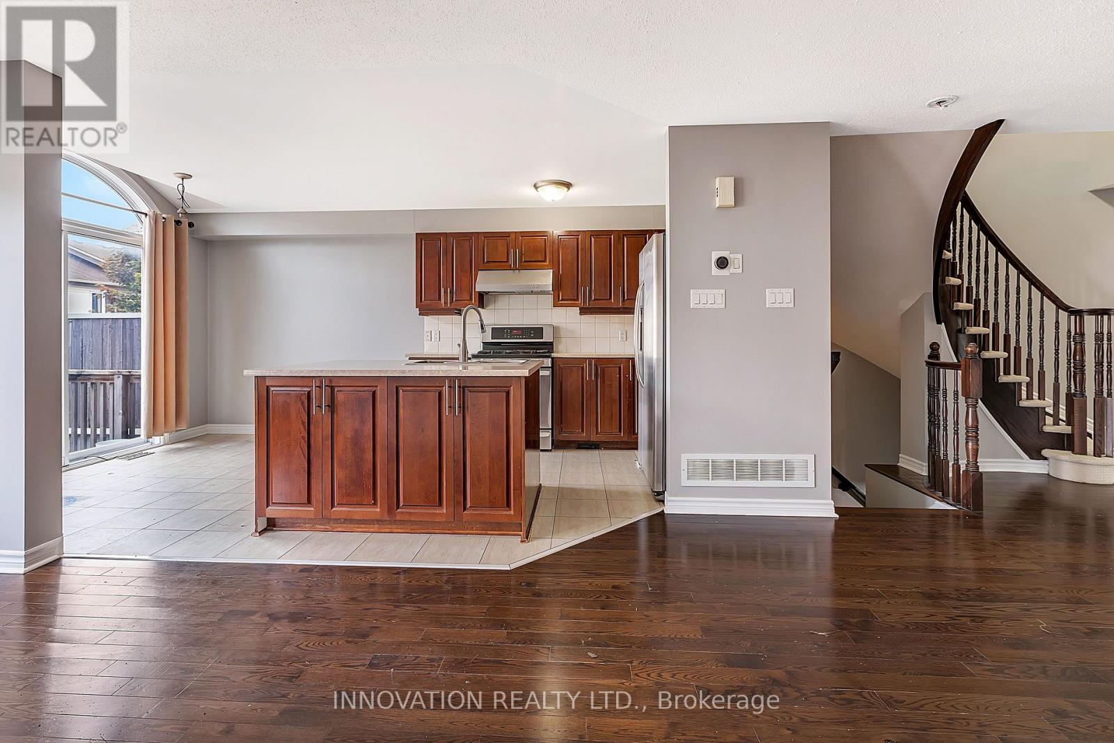 126 Garrity Crescent, Ottawa, Ontario  K2J 3T5 - Photo 6 - X12951848