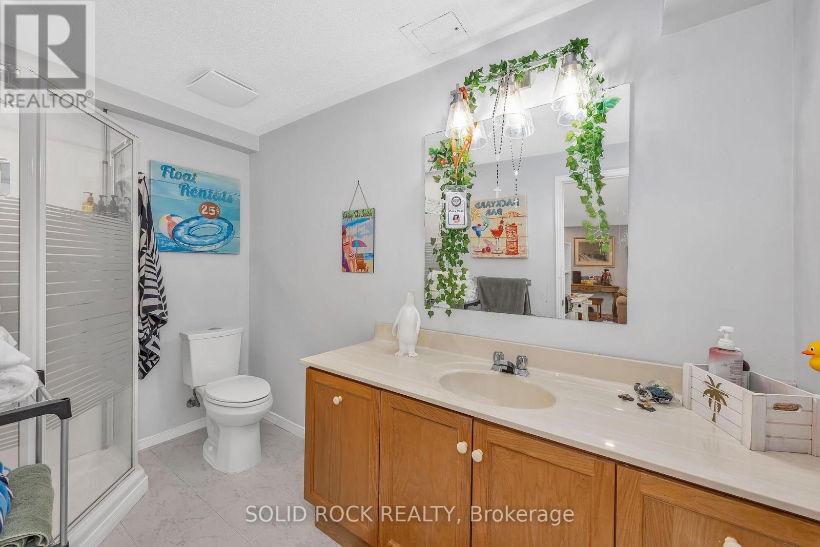 2 Newborough Crescent, Ottawa, Ontario  K2G 6A2 - Photo 29 - X12951852