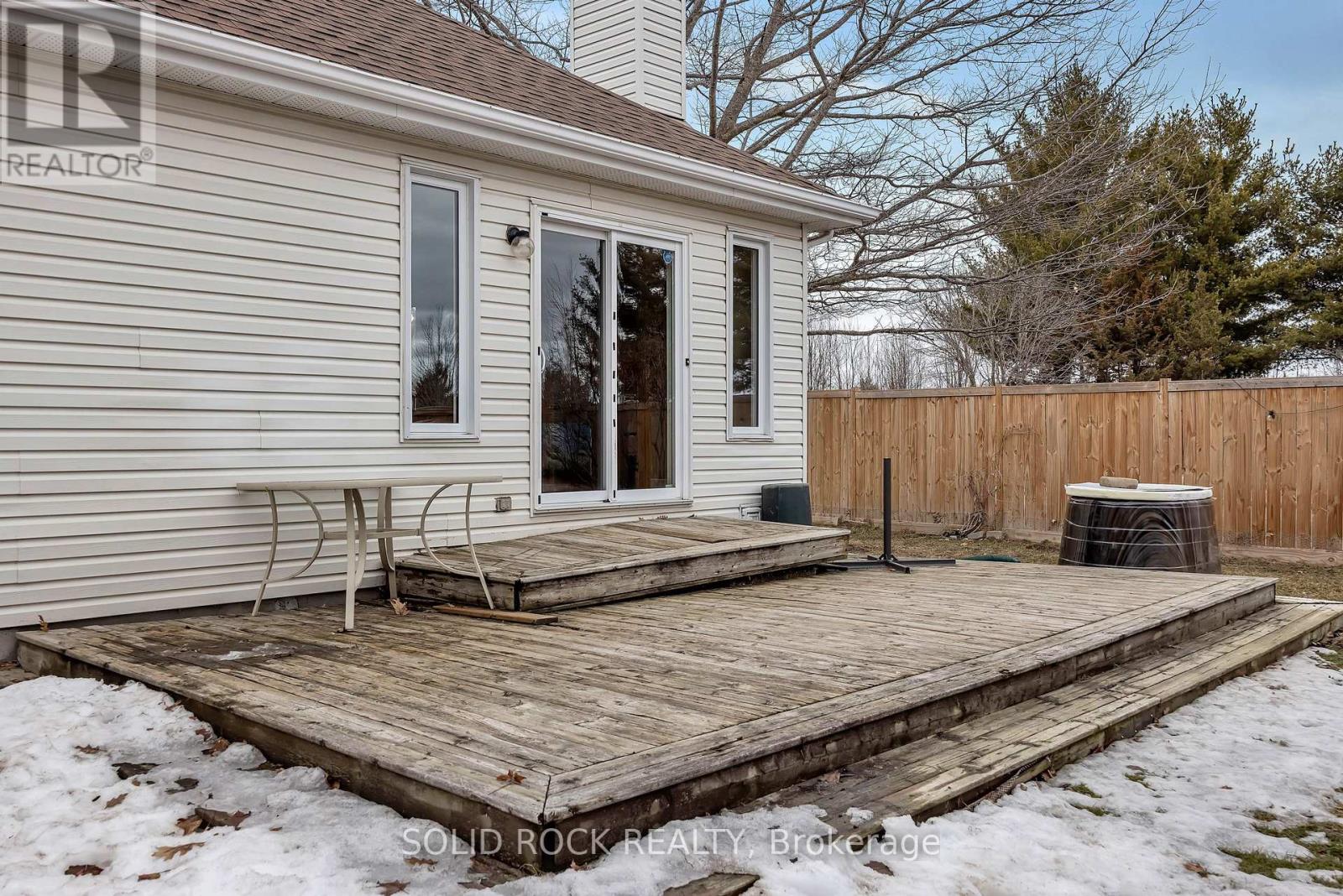 2 Newborough Crescent, Ottawa, Ontario  K2G 6A2 - Photo 34 - X12951852